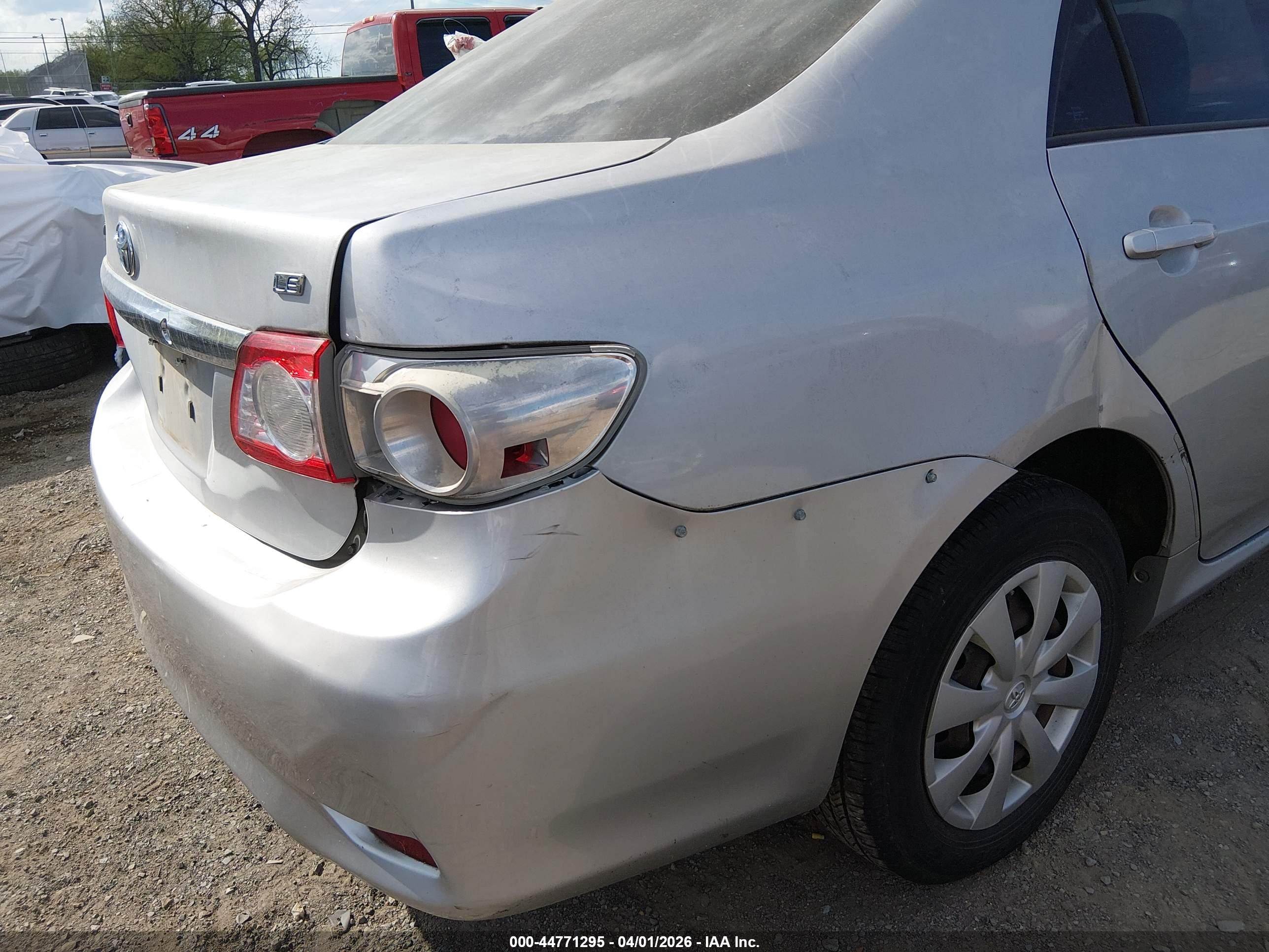 TOYOTA COROLLA image 6