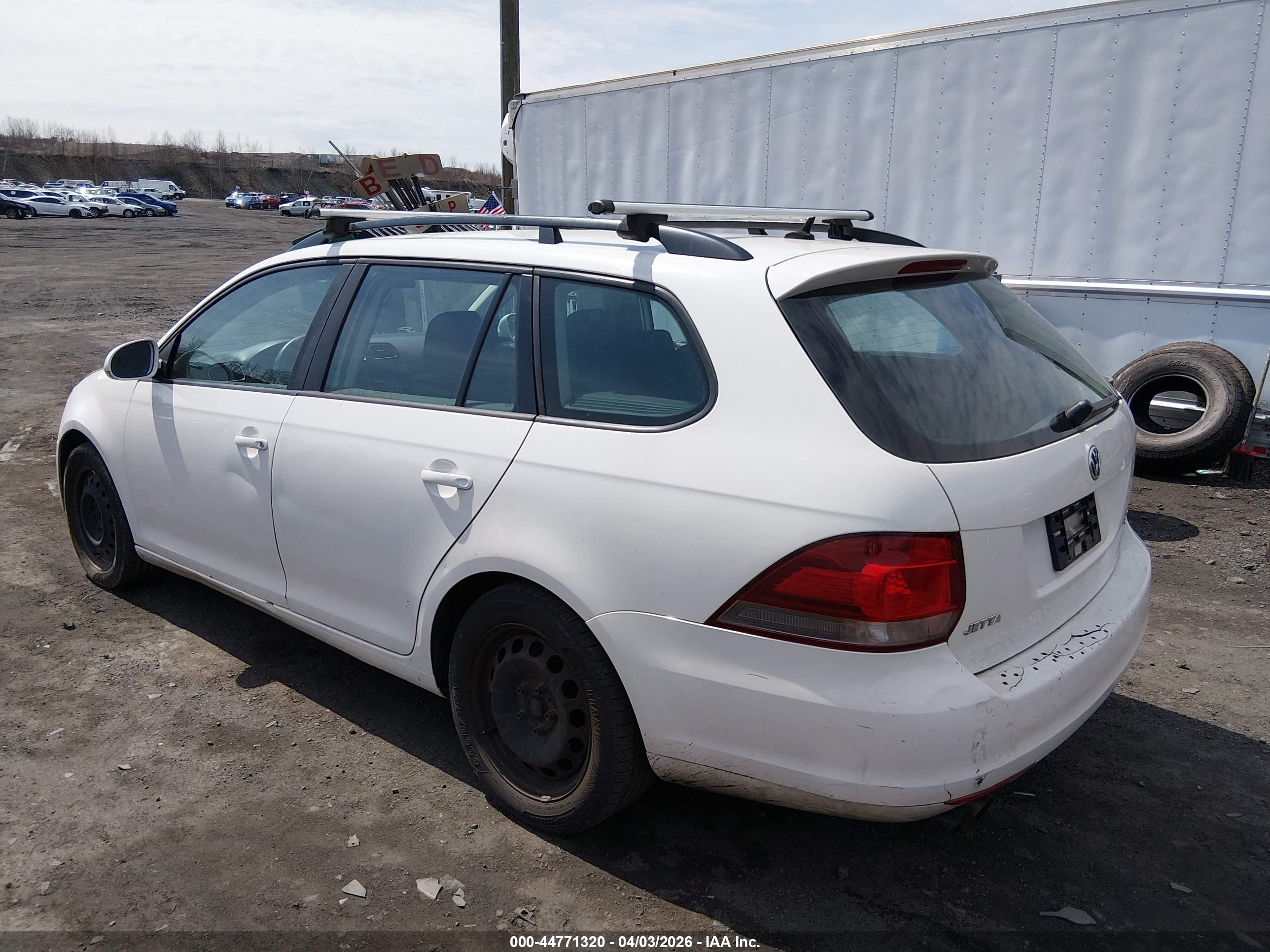 VOLKSWAGEN JETTA image 3