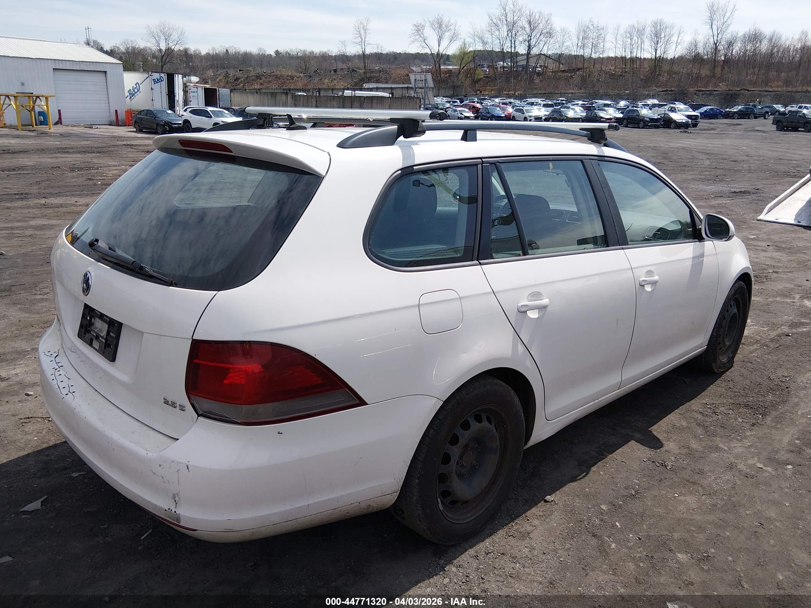 VOLKSWAGEN JETTA image 4