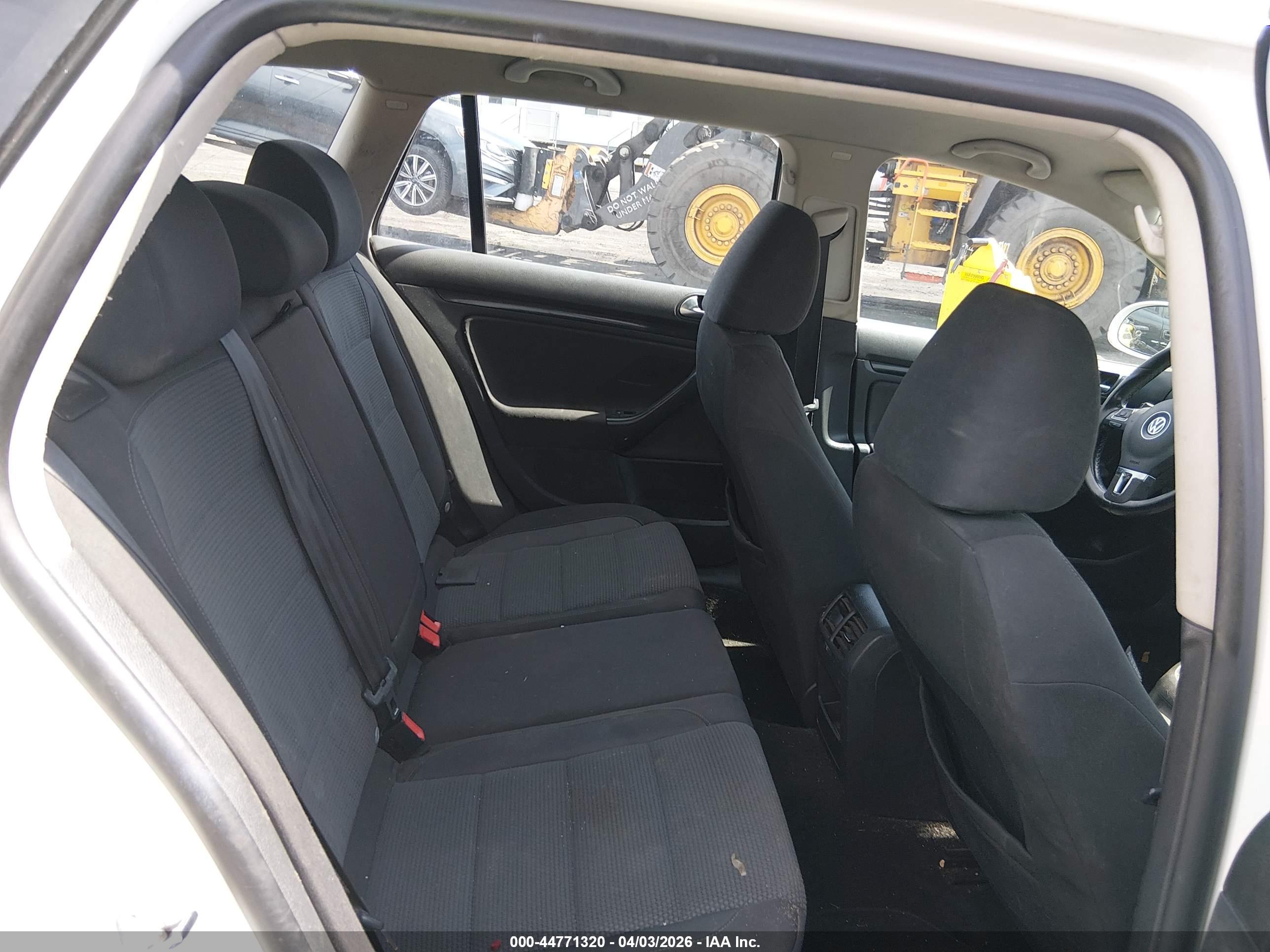 VOLKSWAGEN JETTA image 8