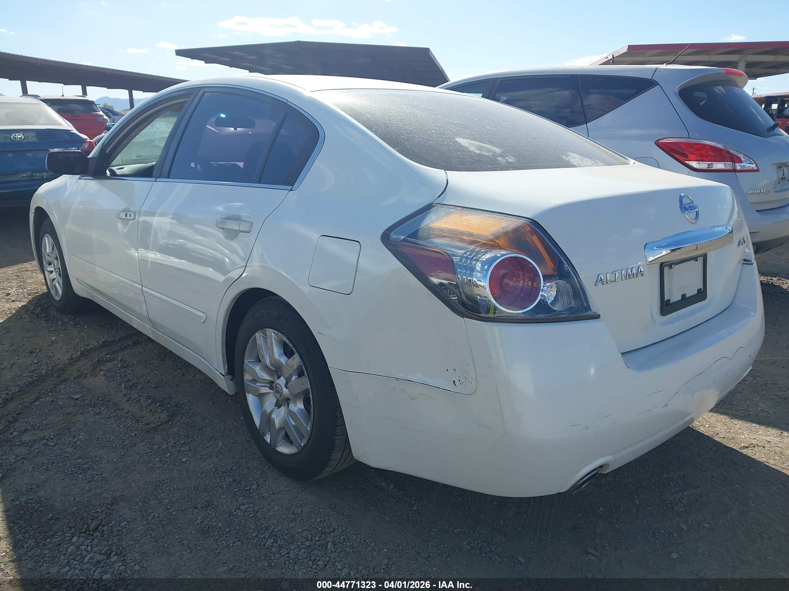 NISSAN ALTIMA image 3