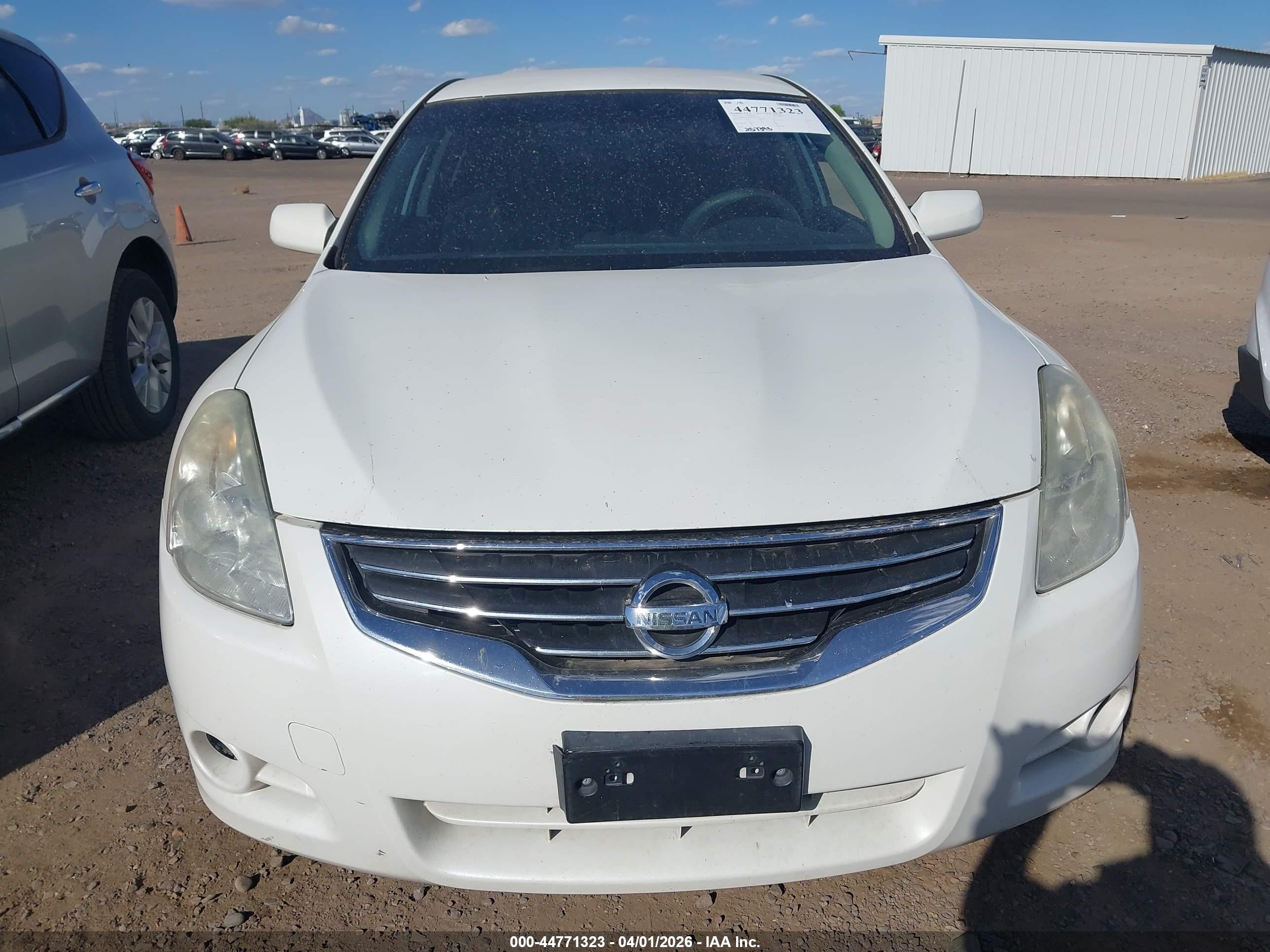 NISSAN ALTIMA image 6