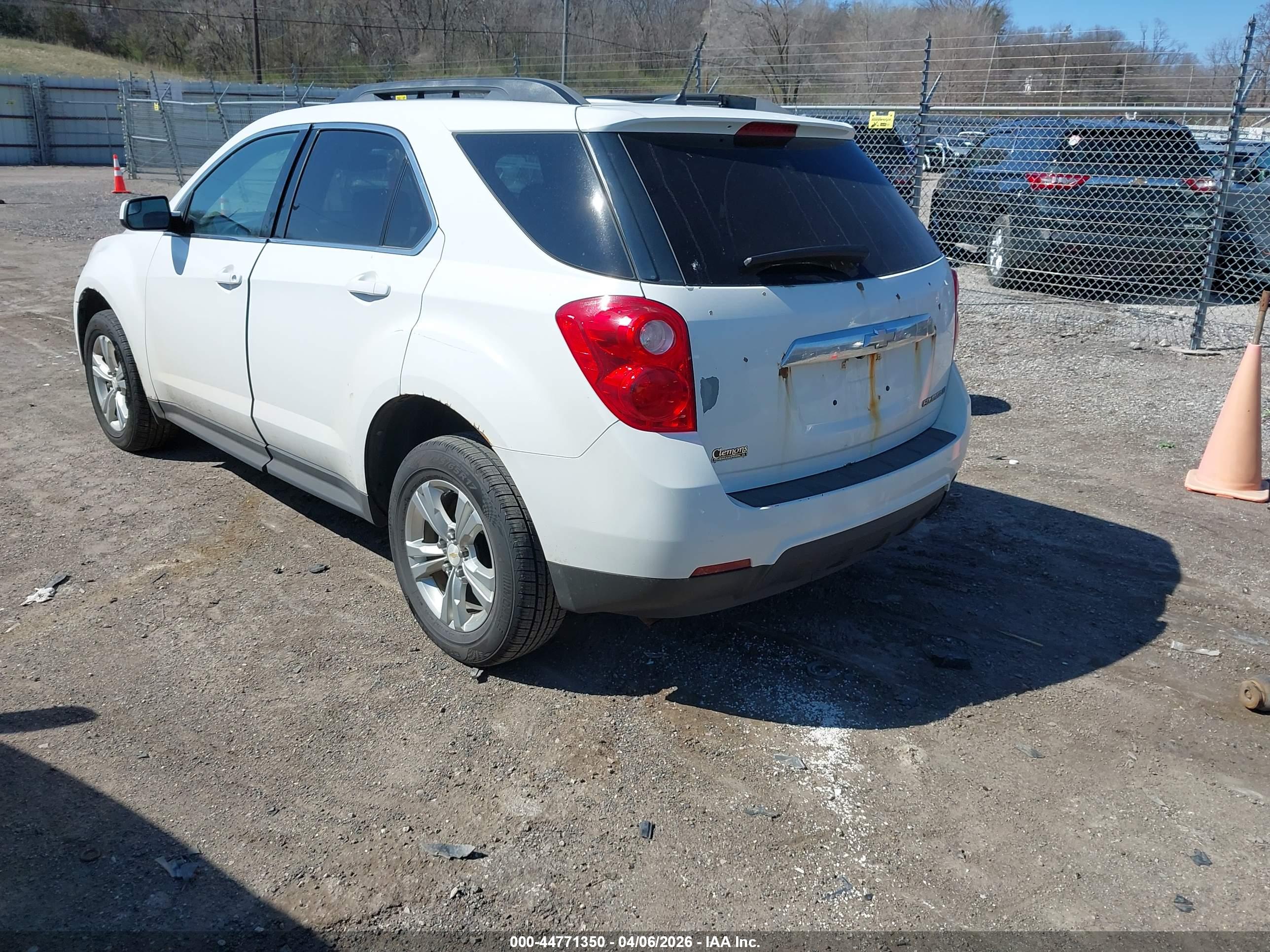 CHEVROLET EQUINOX image 3