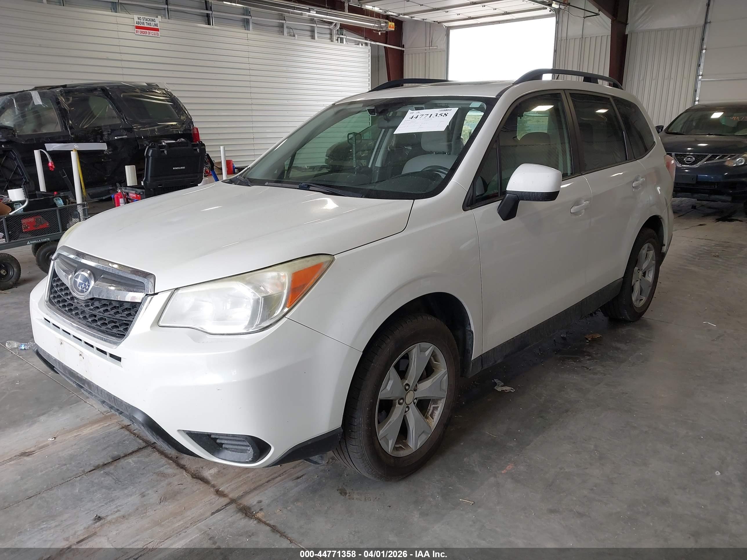 SUBARU FORESTER image 2