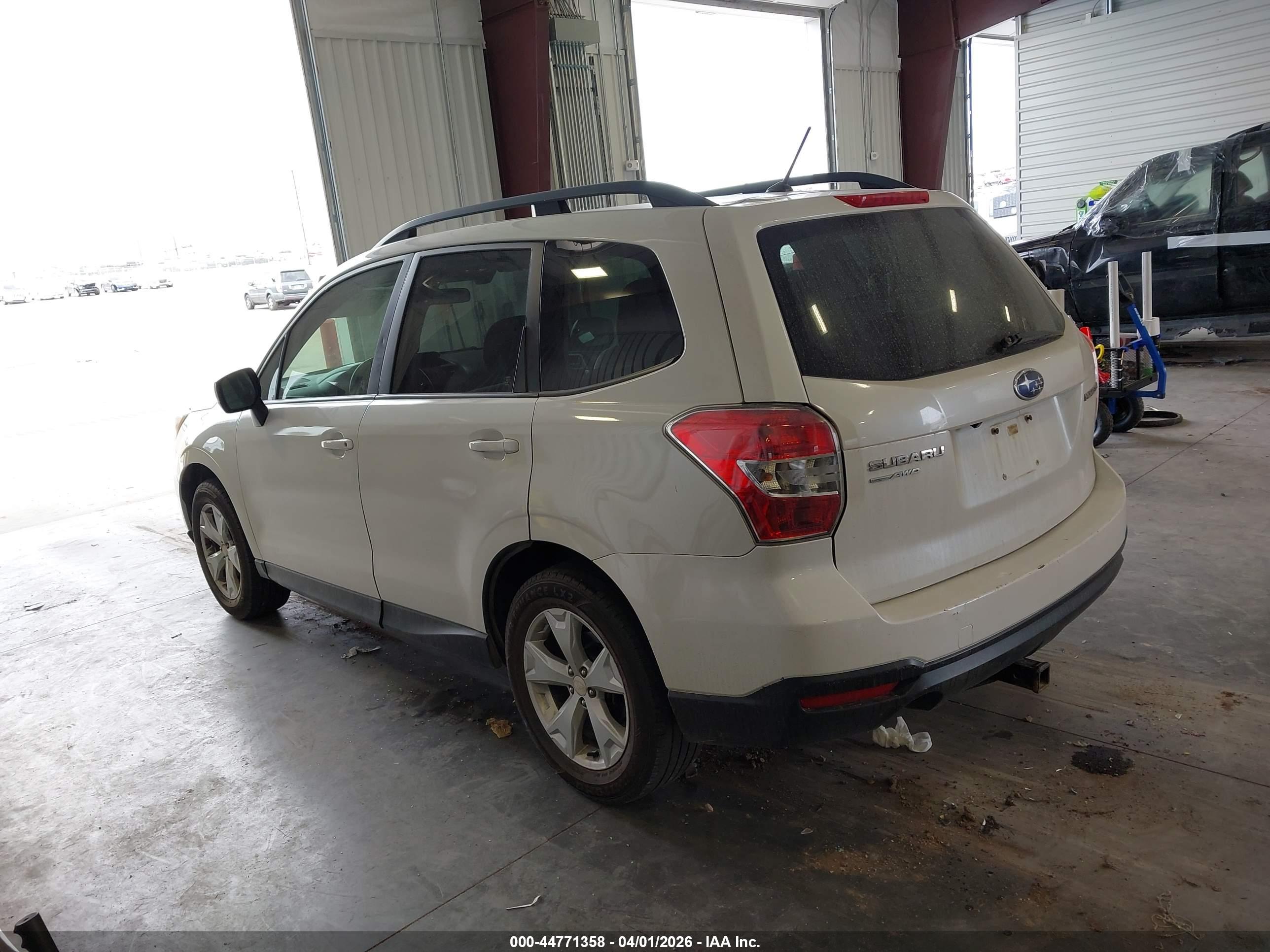 SUBARU FORESTER image 3