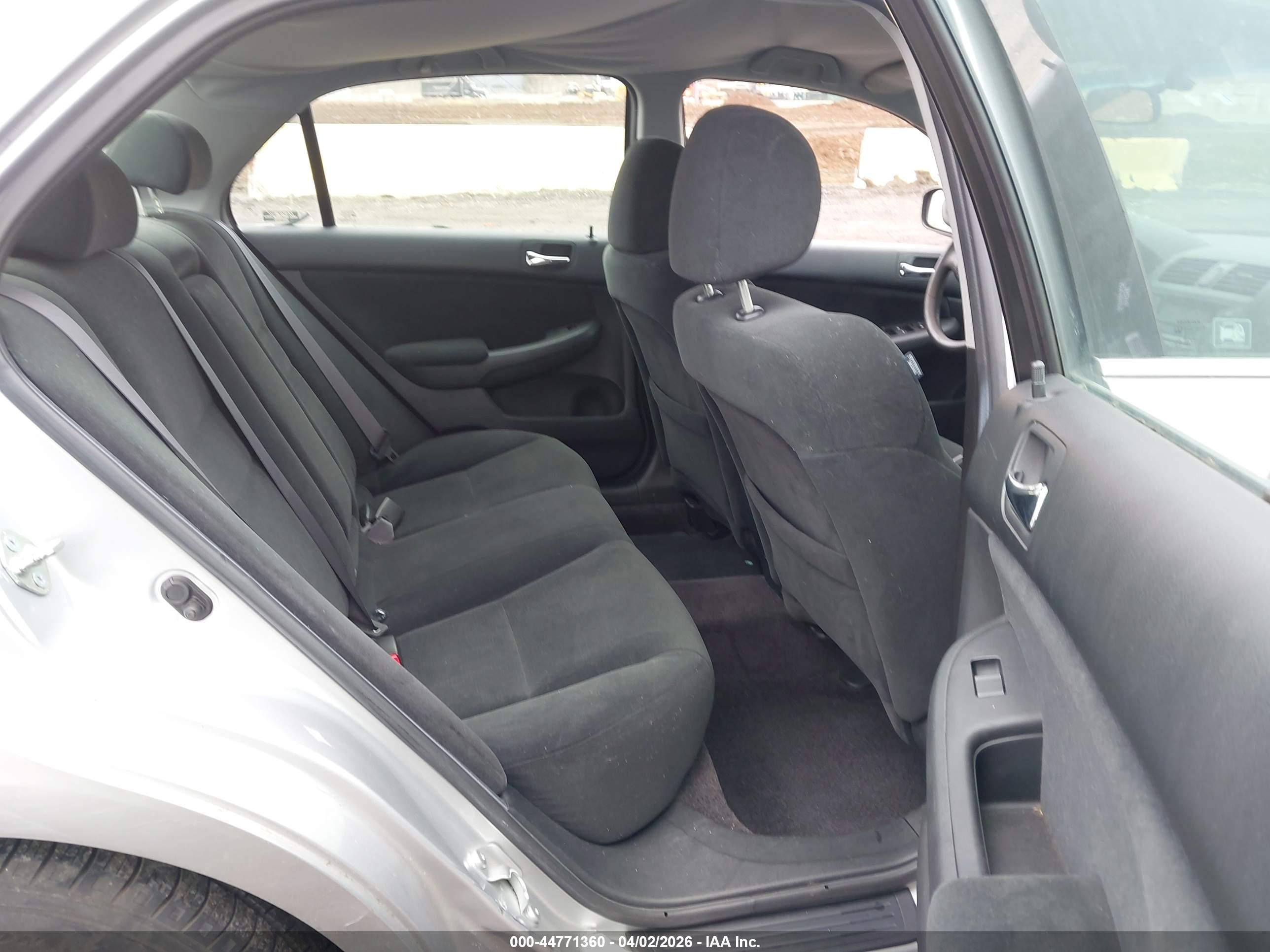 HONDA ACCORD image 8