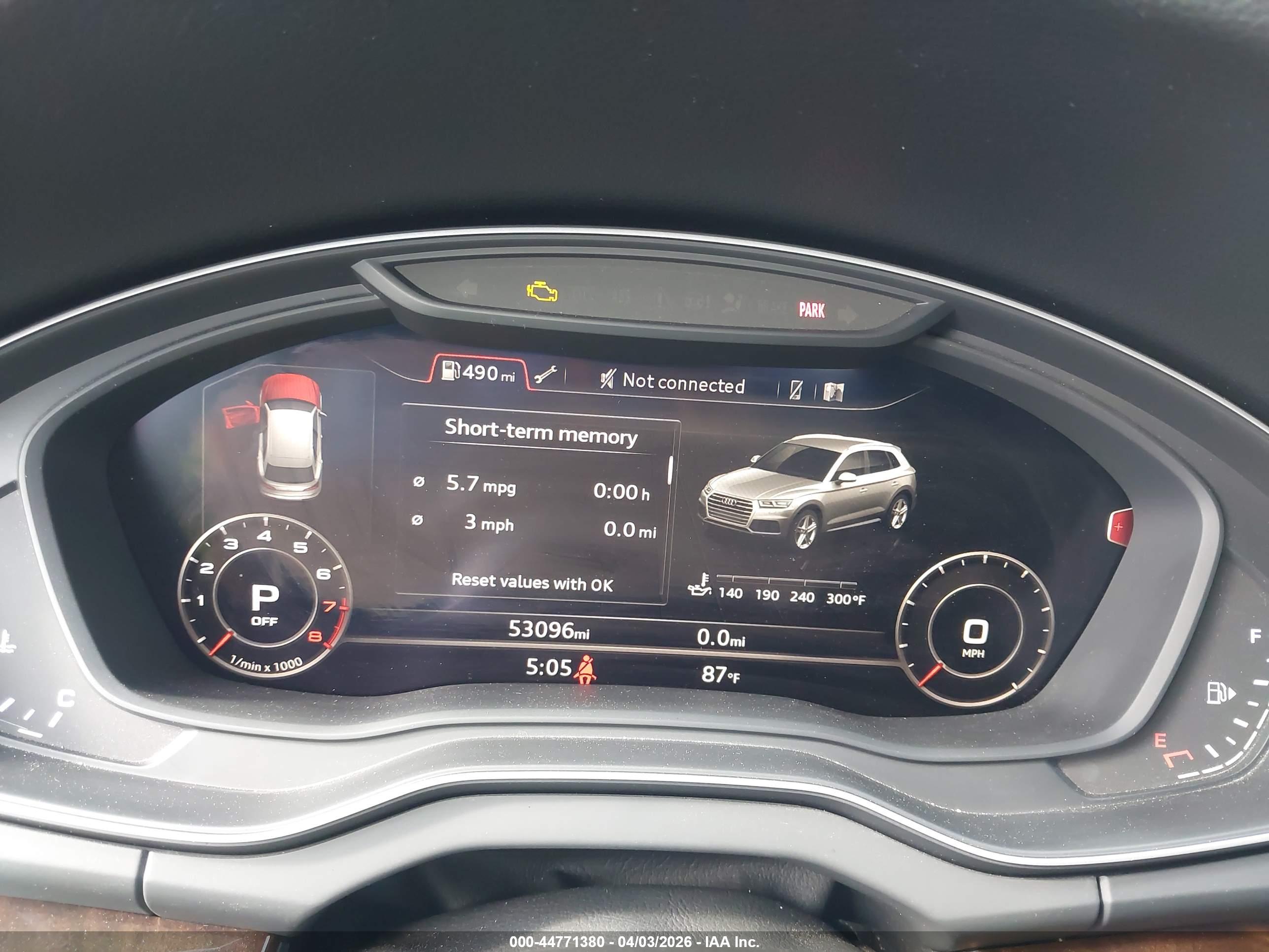 AUDI Q5 image 7