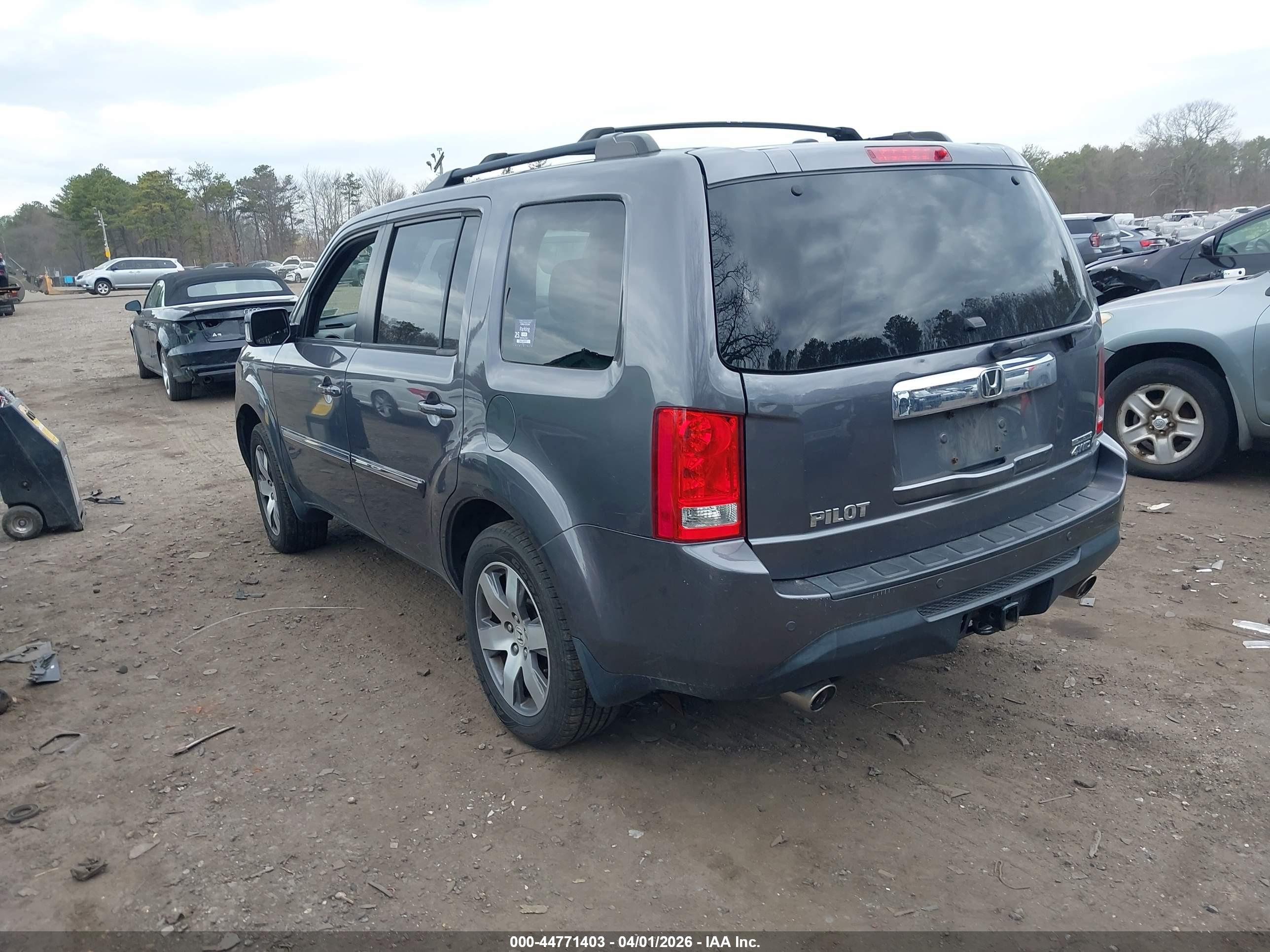 HONDA PILOT image 3