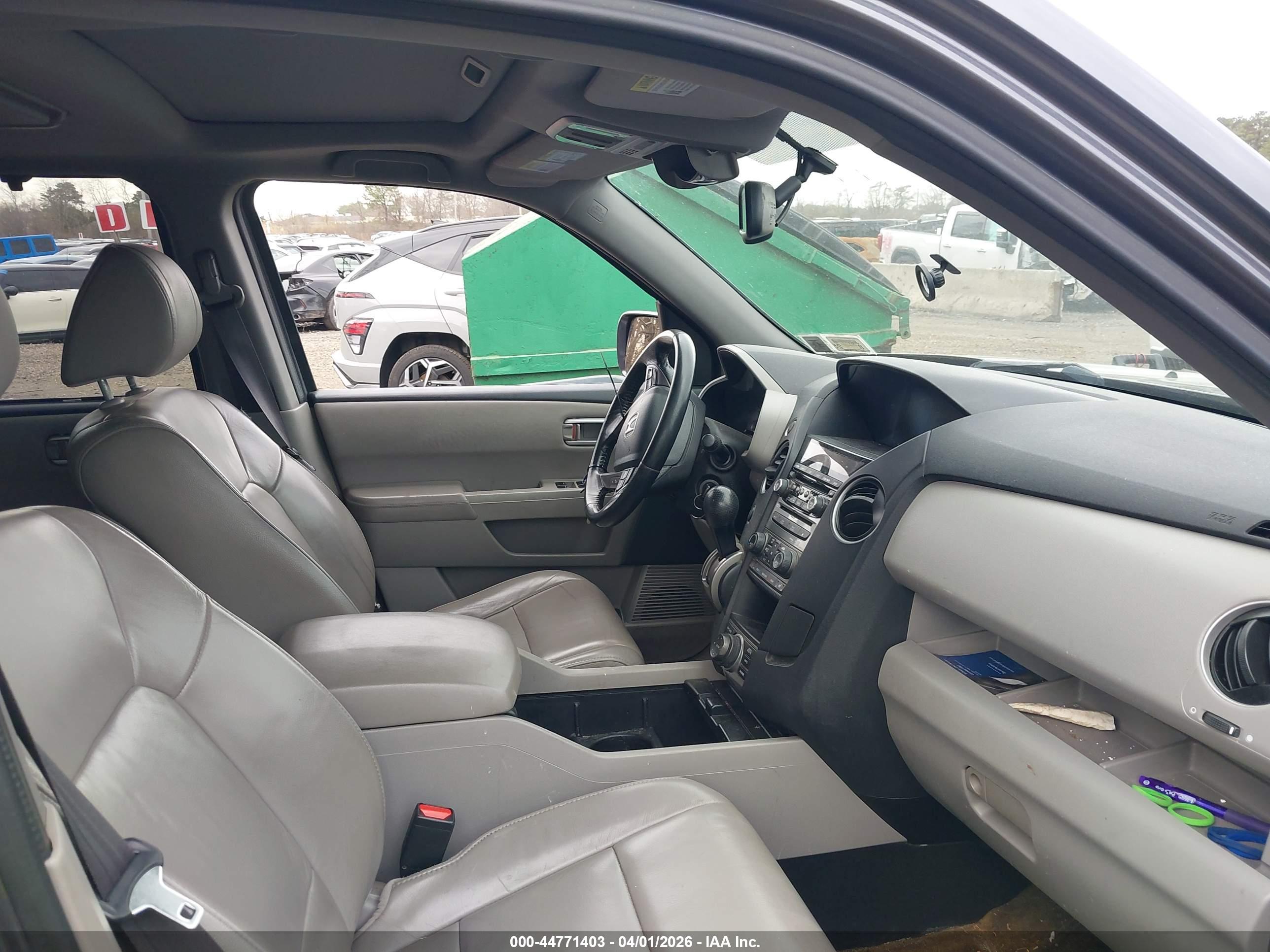 HONDA PILOT image 5
