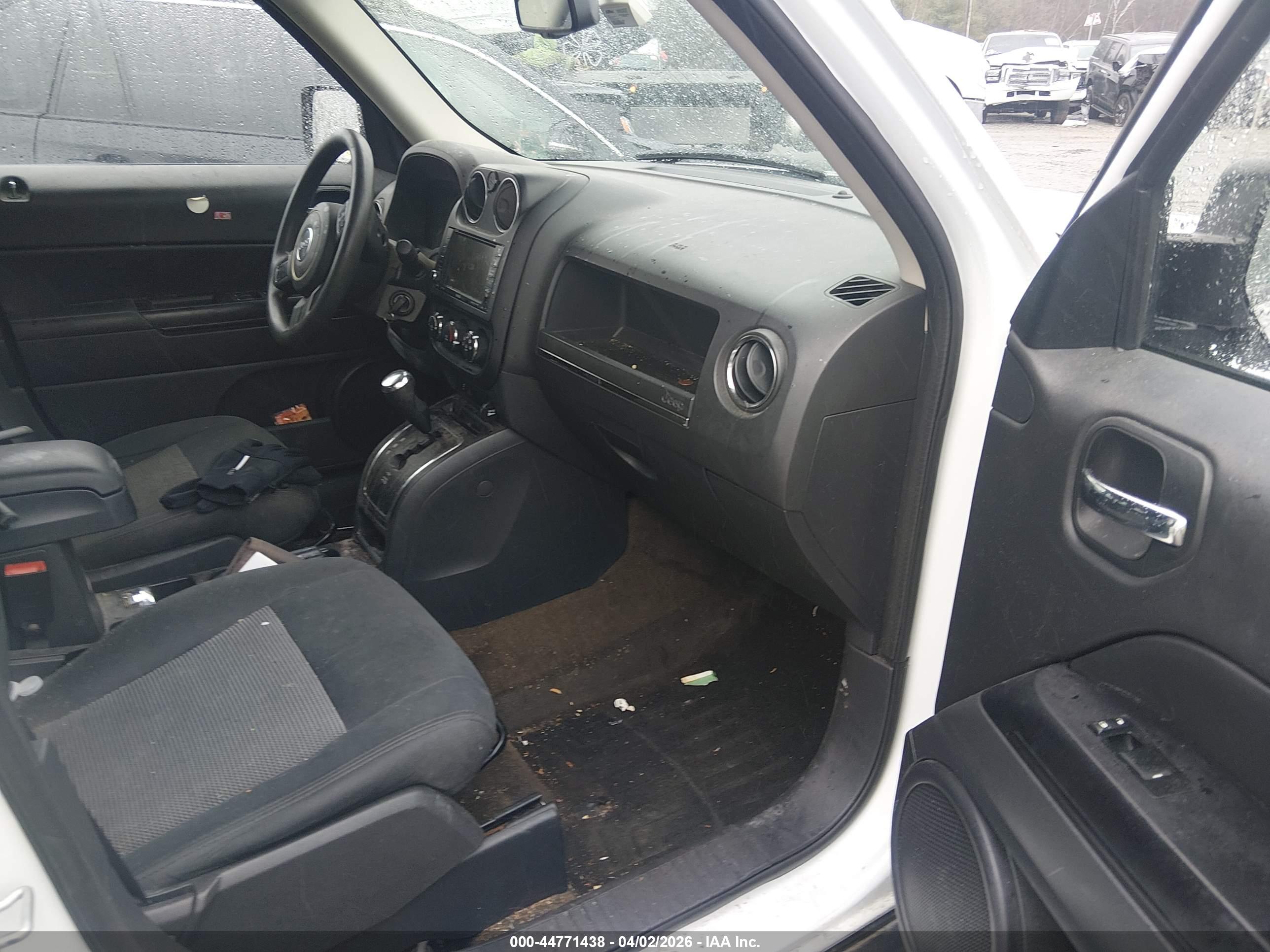 JEEP PATRIOT image 5