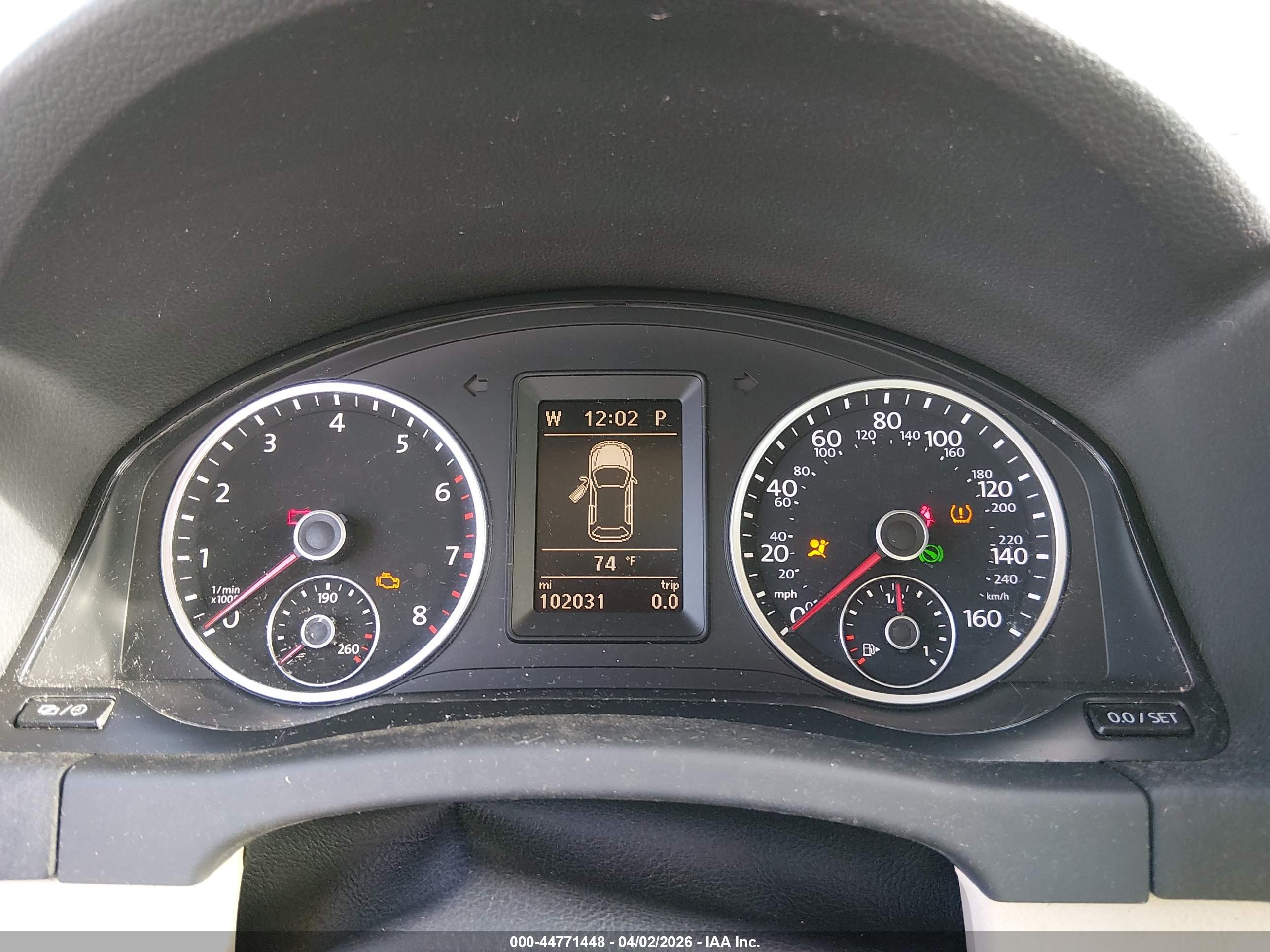 VOLKSWAGEN TIGUAN image 7