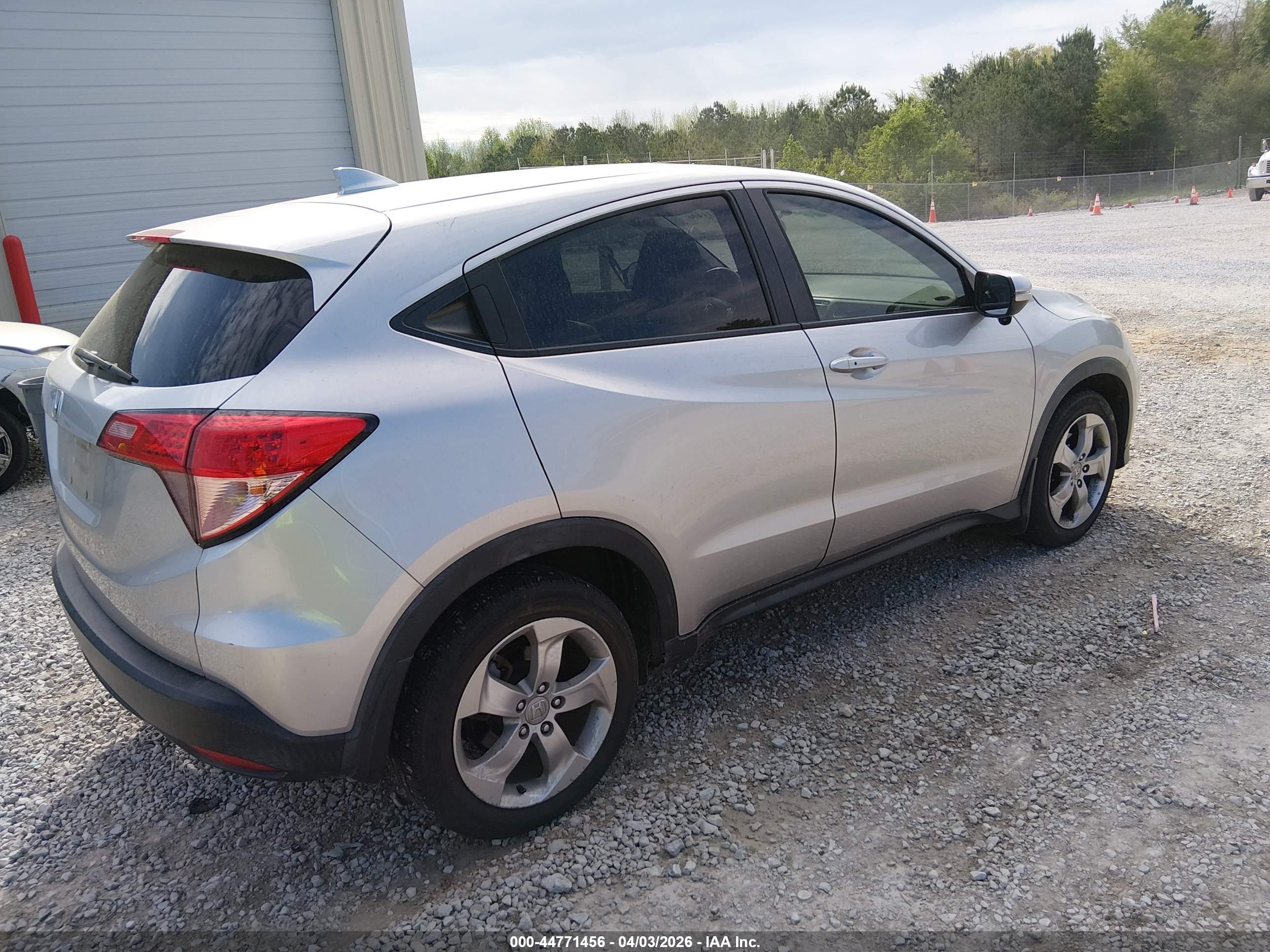 HONDA HR-V image 4
