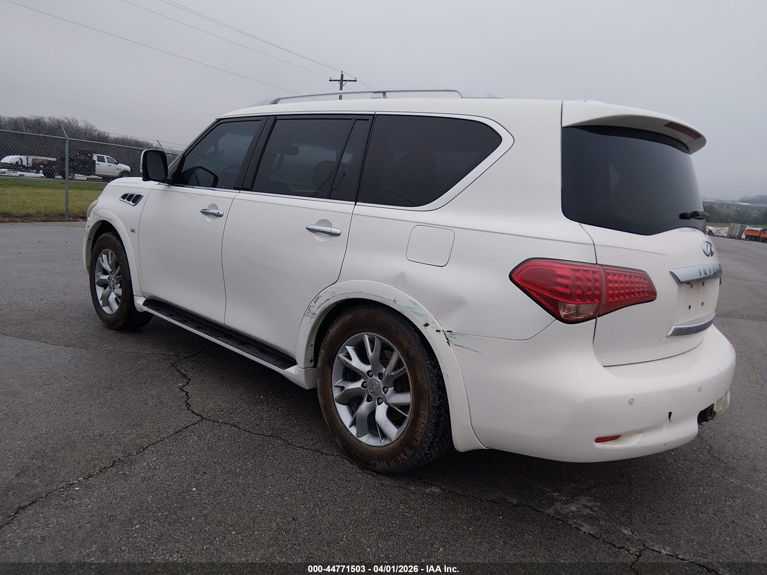 INFINITI QX80 image 3
