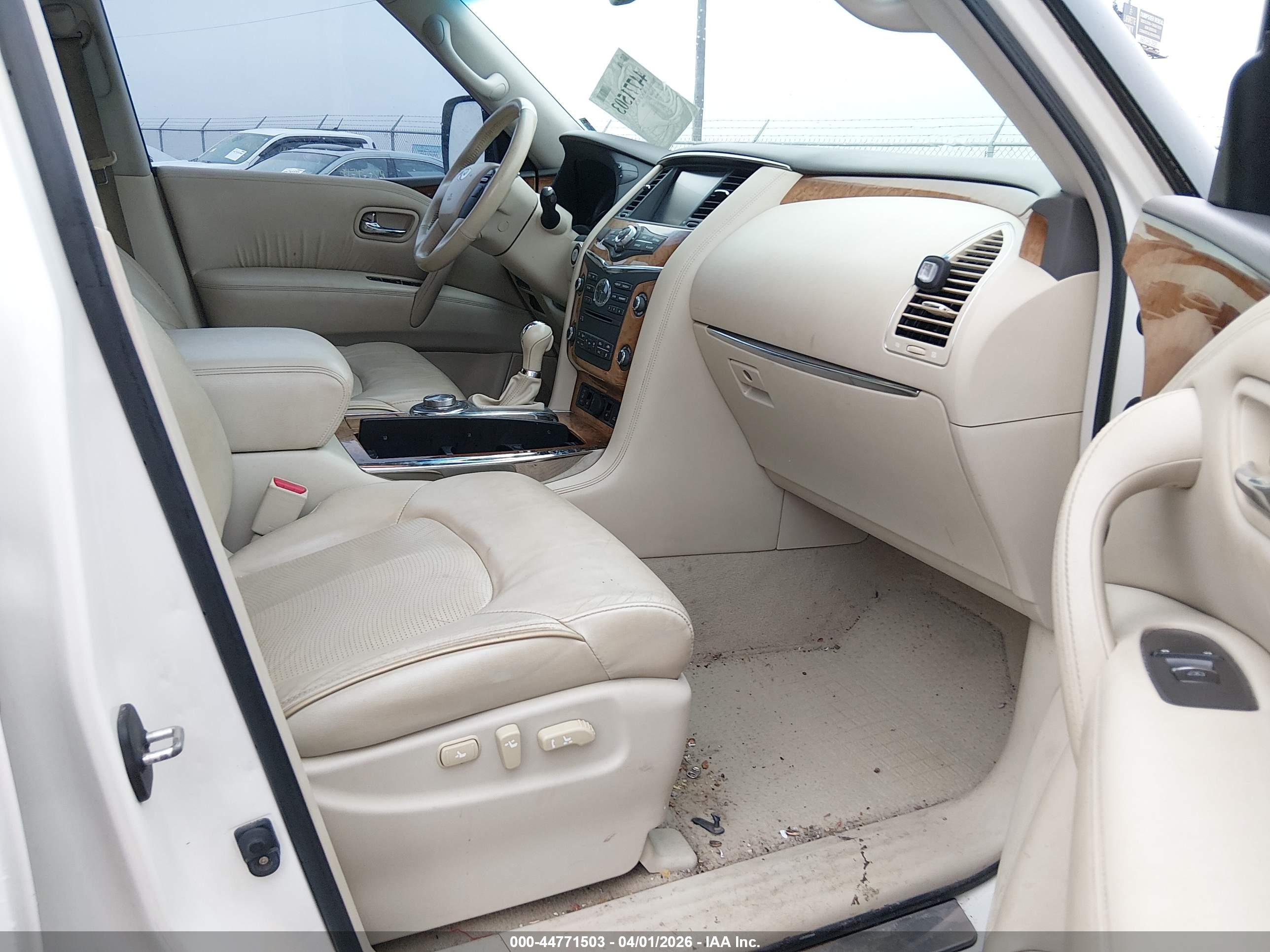 INFINITI QX80 image 5