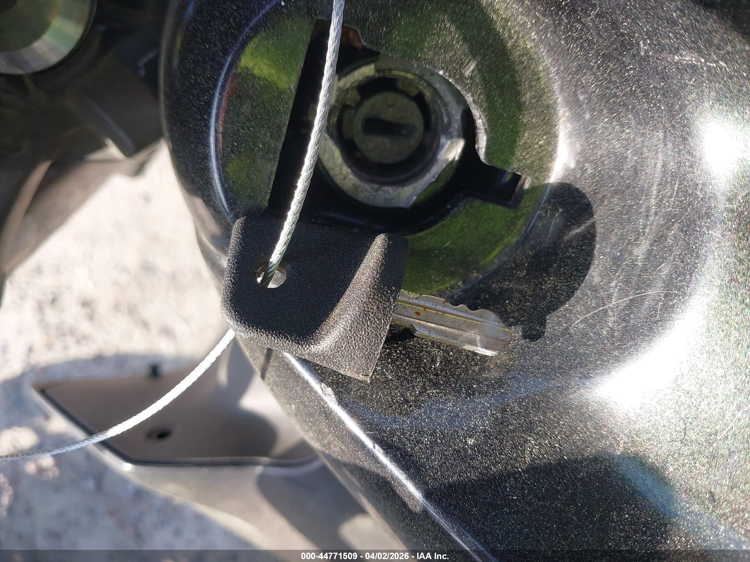 KAWASAKI ER650 image 11