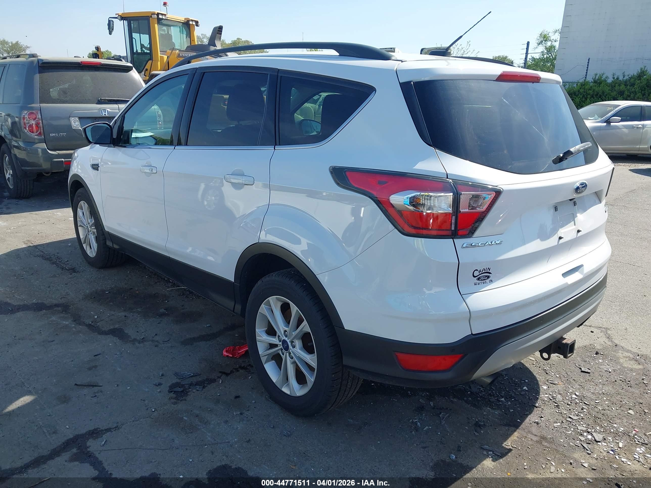 FORD ESCAPE image 3