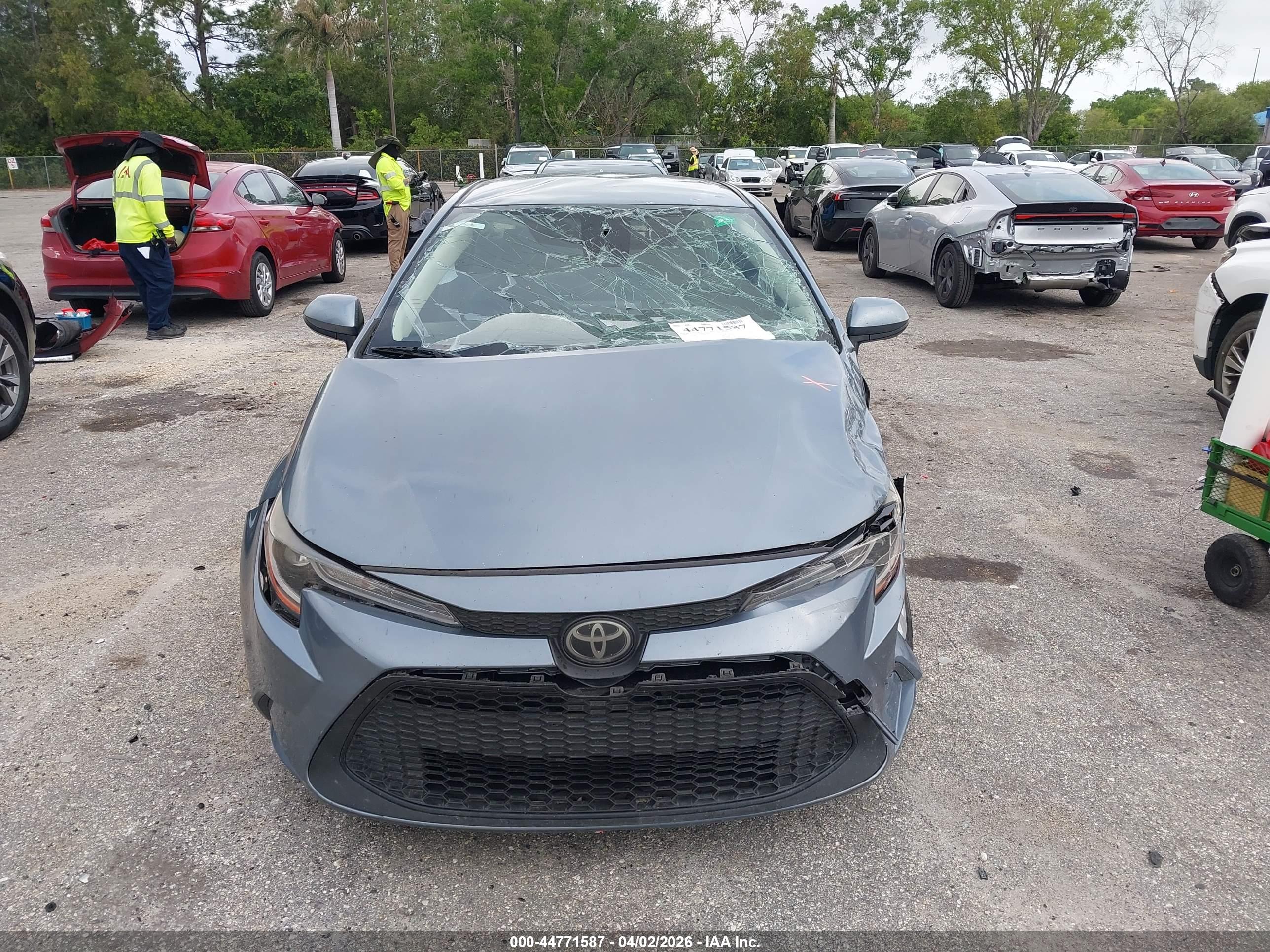 TOYOTA COROLLA image 6