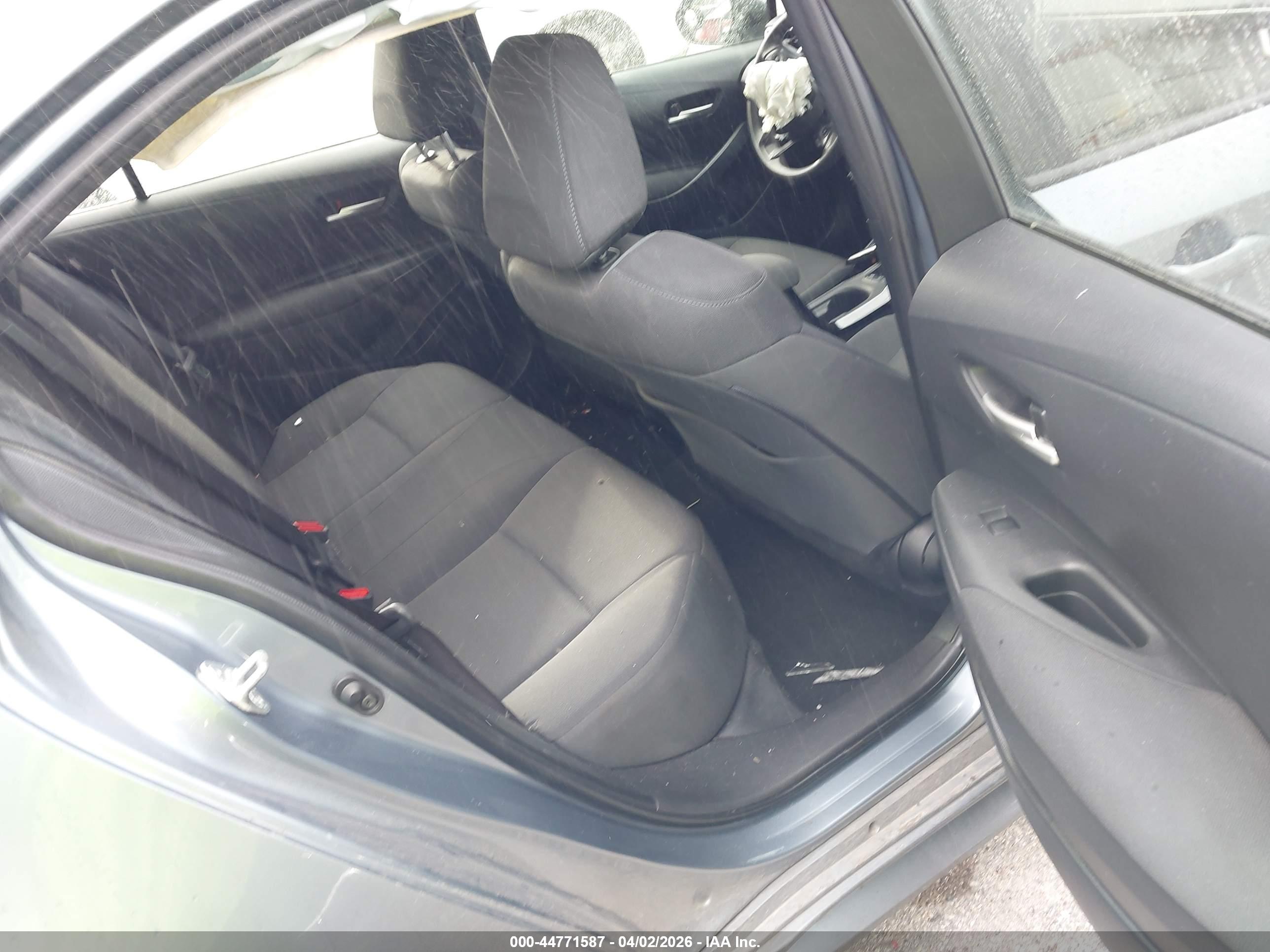 TOYOTA COROLLA image 8
