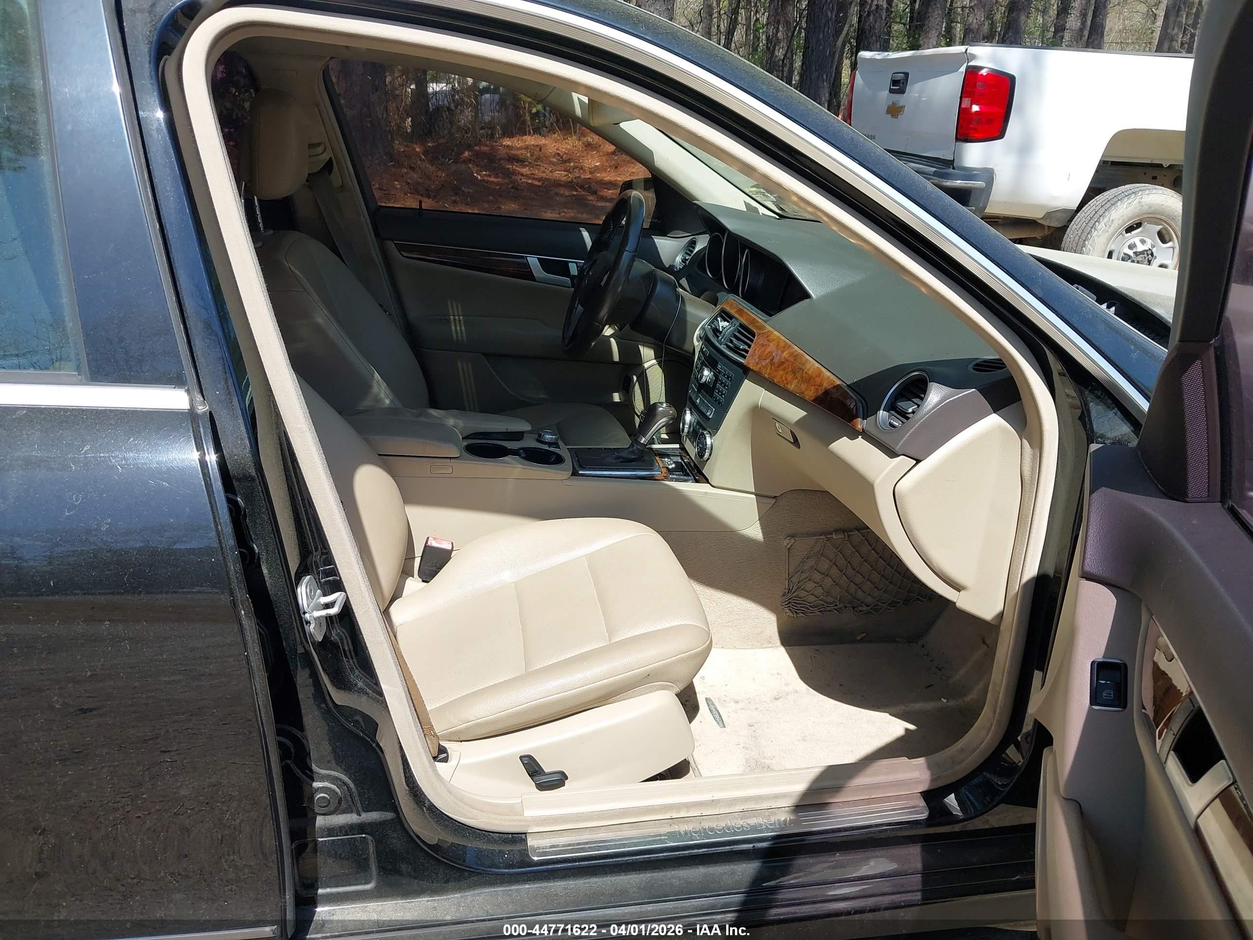 MERCEDES-BENZ C image 5