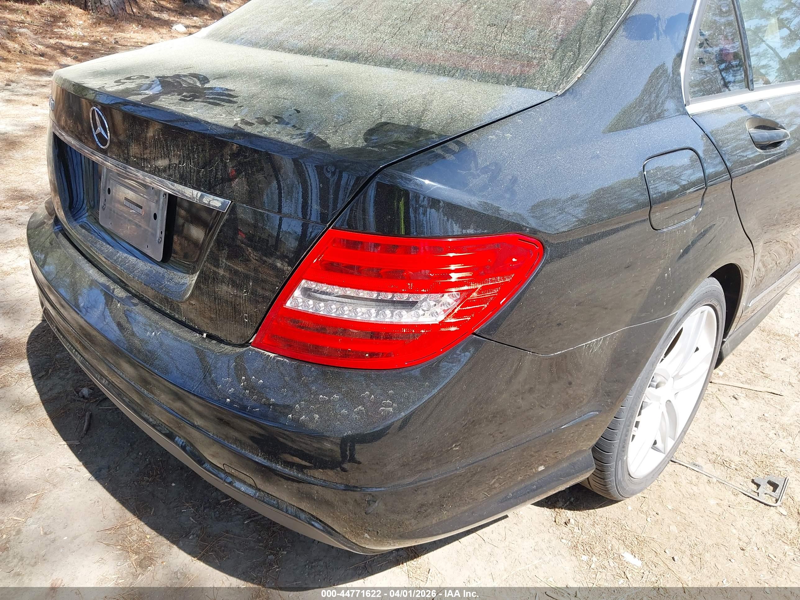 MERCEDES-BENZ C image 6