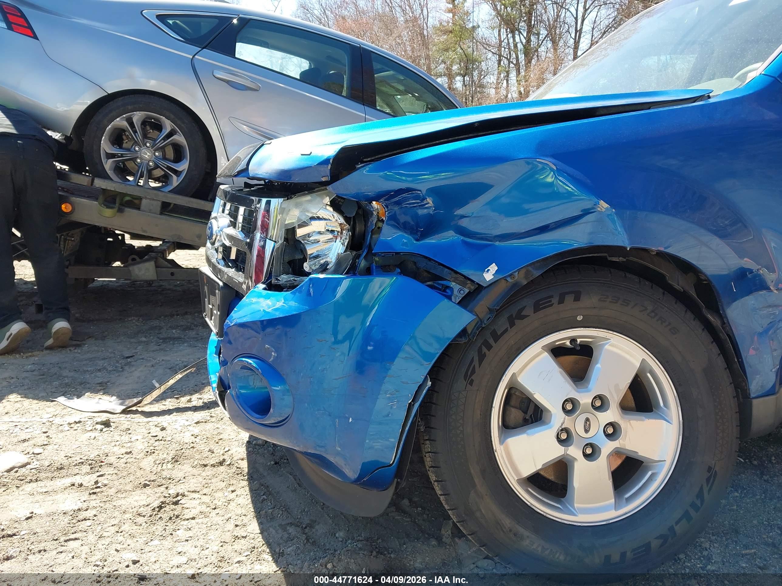 FORD ESCAPE image 6