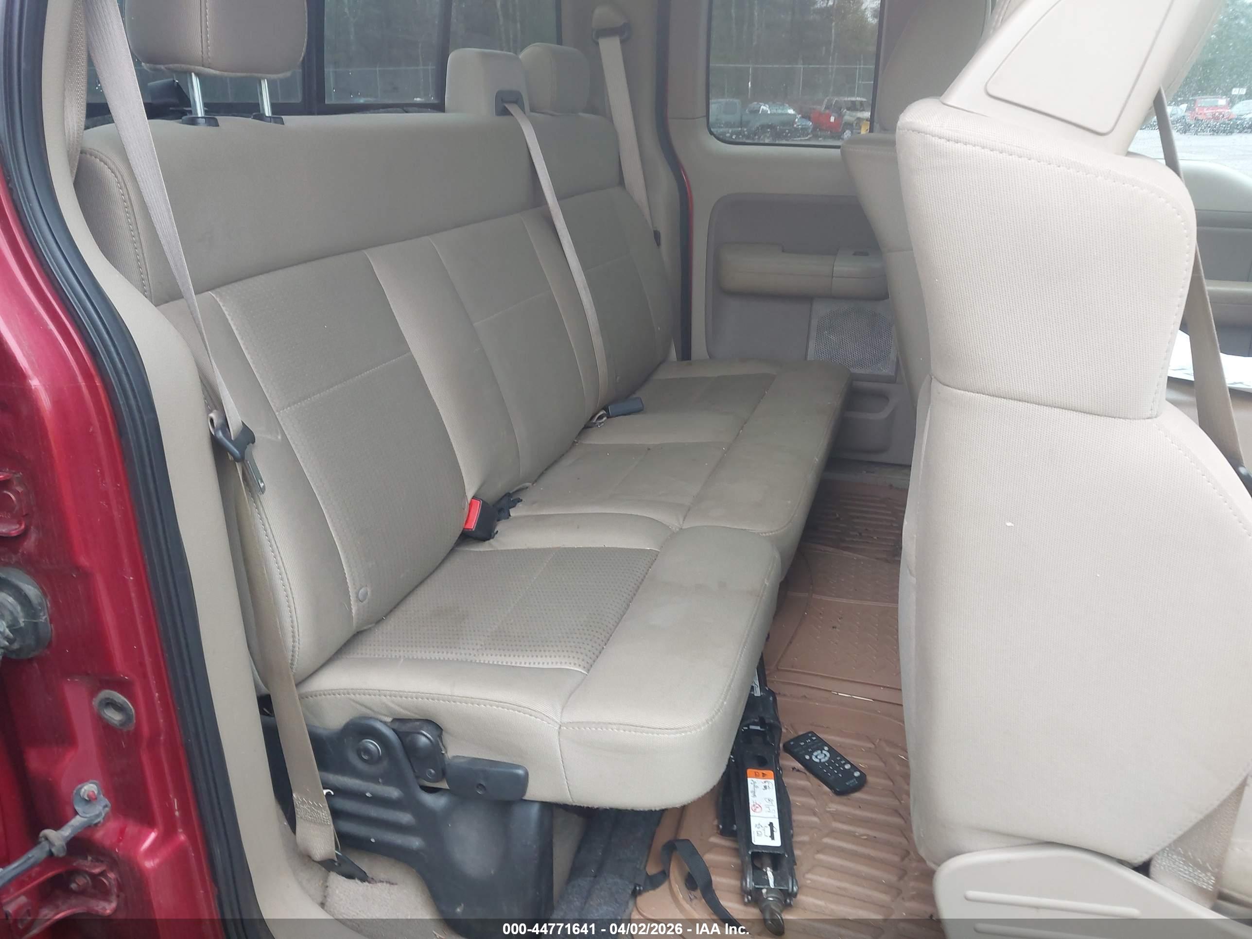 FORD F-150 image 8