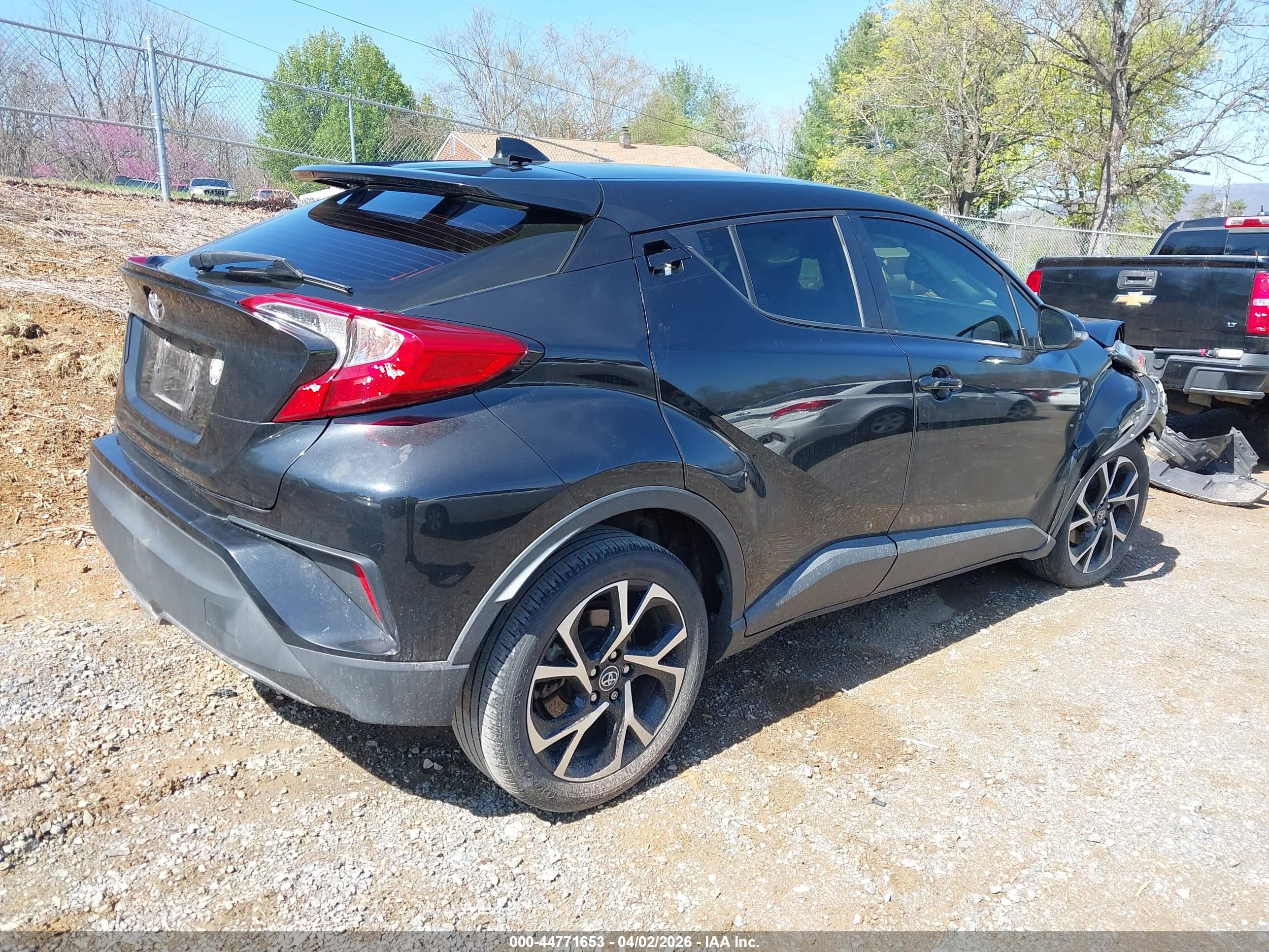 TOYOTA C-HR image 4