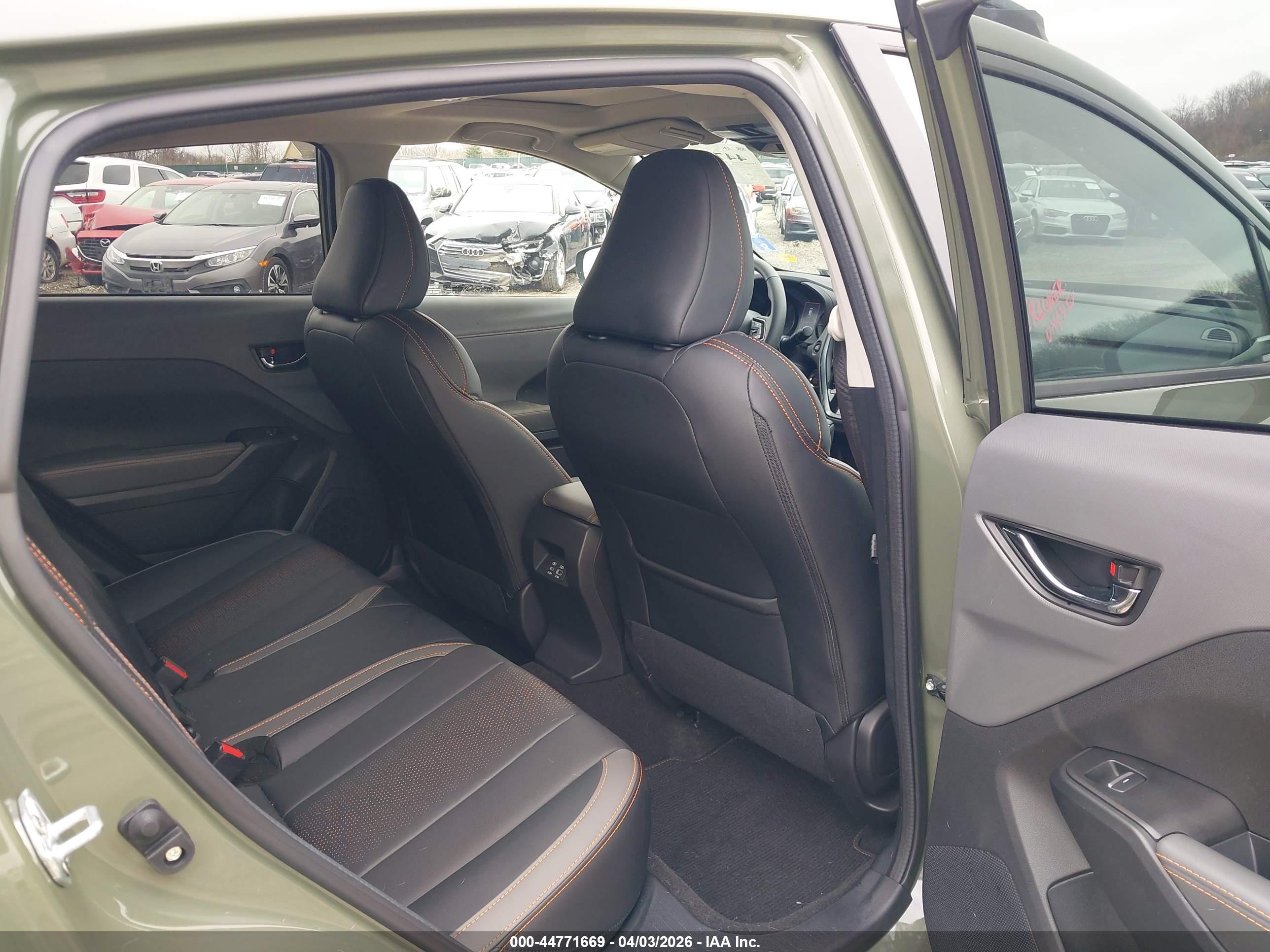 SUBARU CROSSTREK image 8