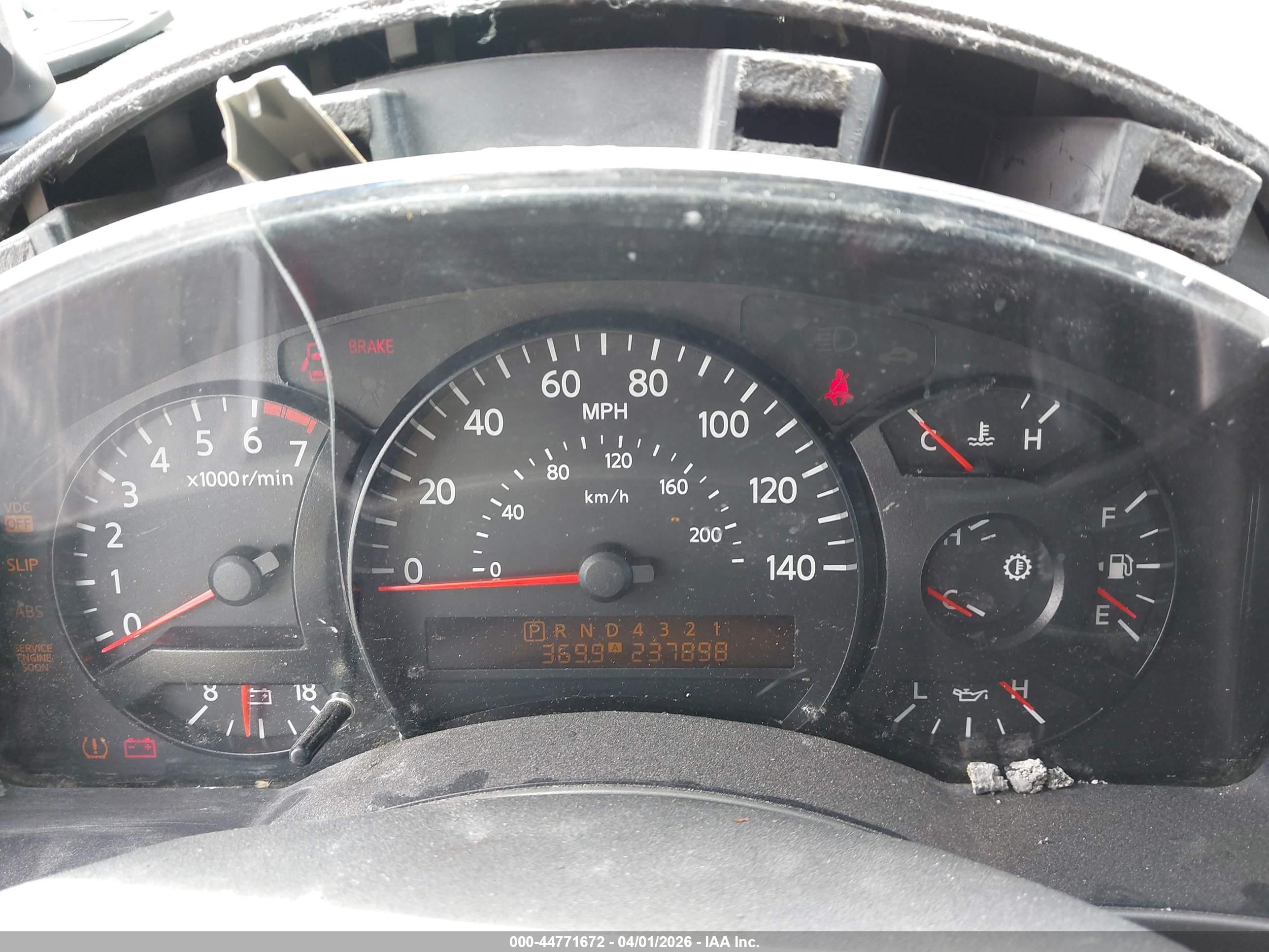 NISSAN TITAN image 7