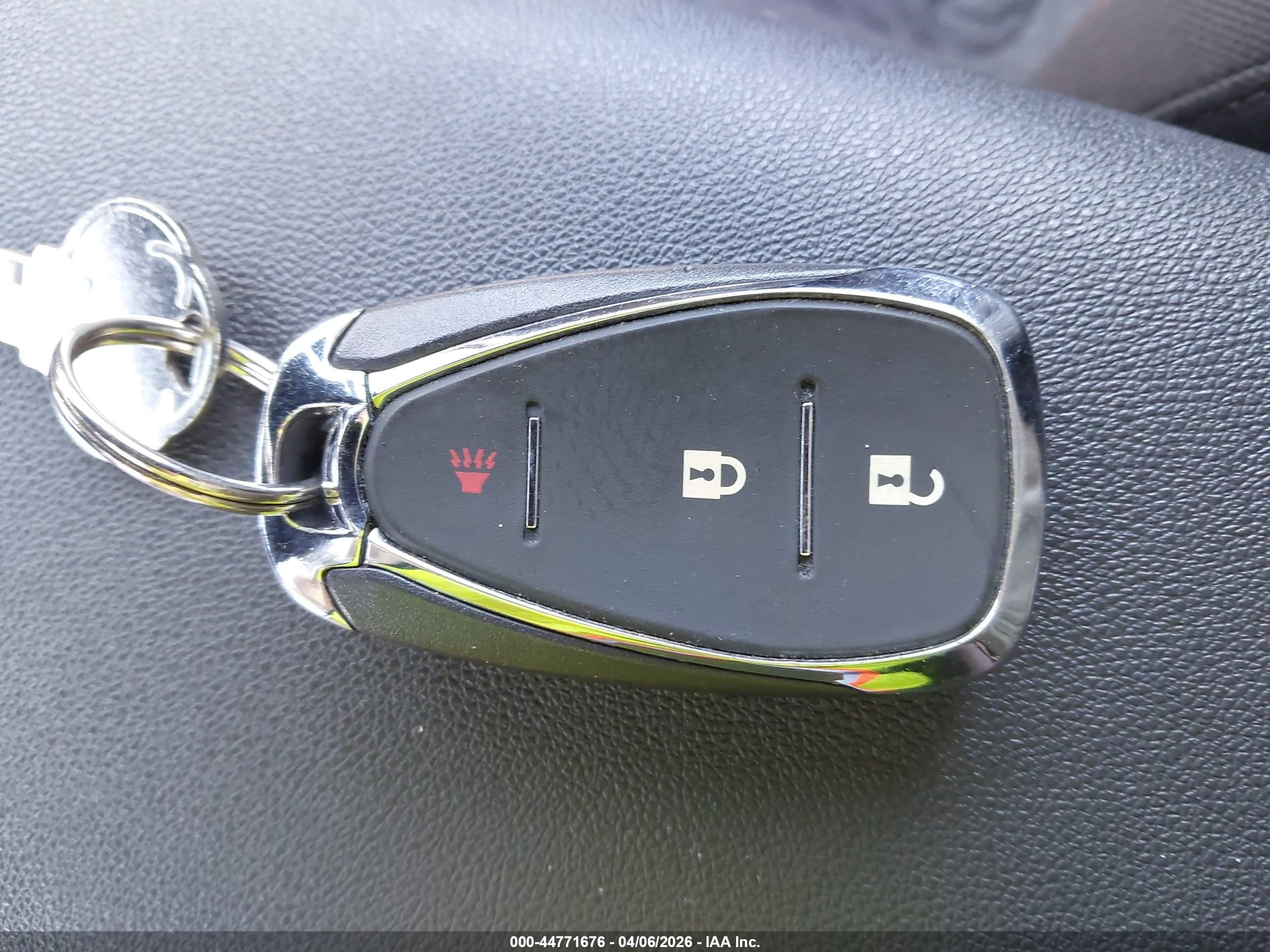 CHEVROLET EQUINOX image 11