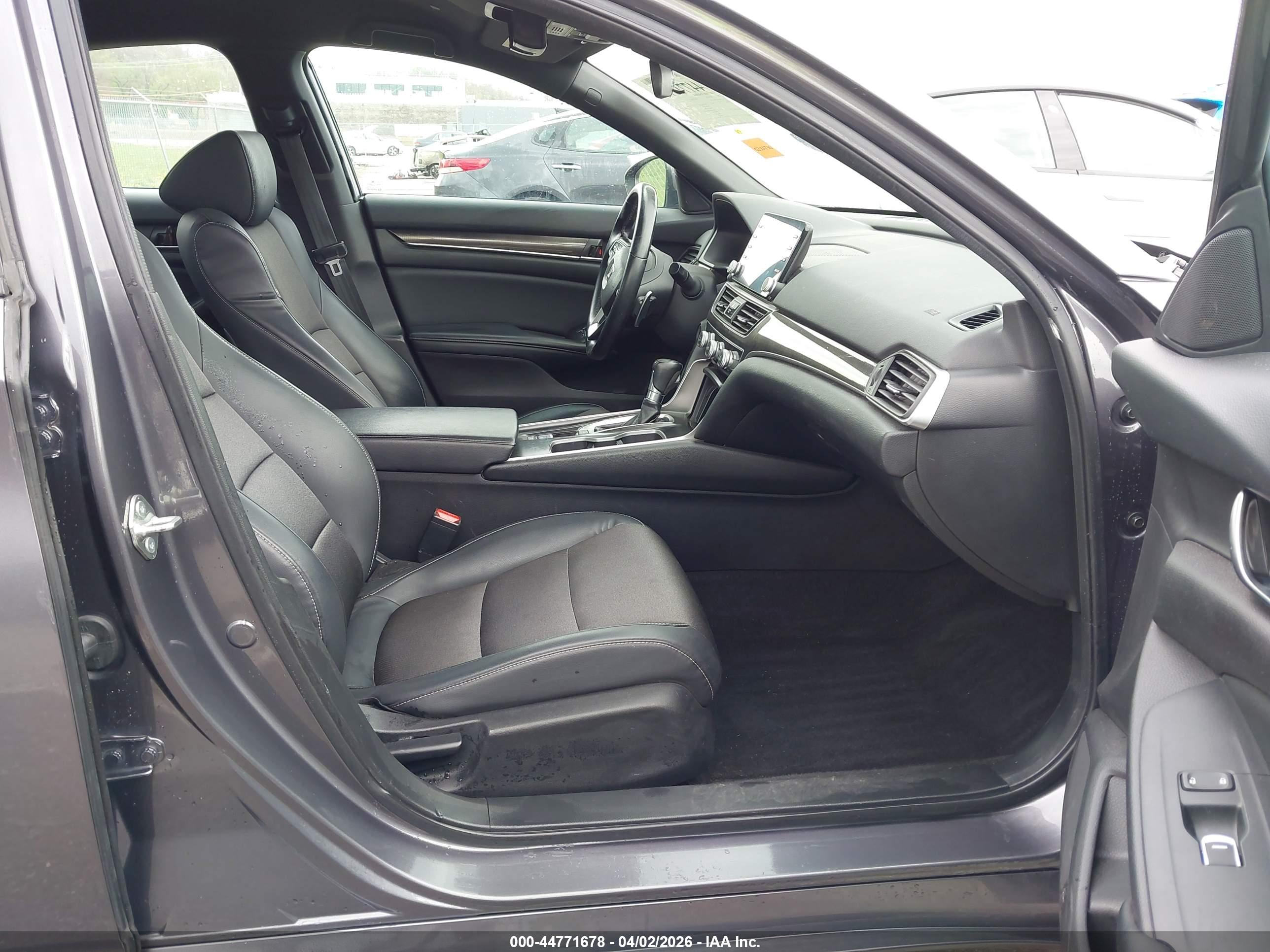 HONDA ACCORD image 5