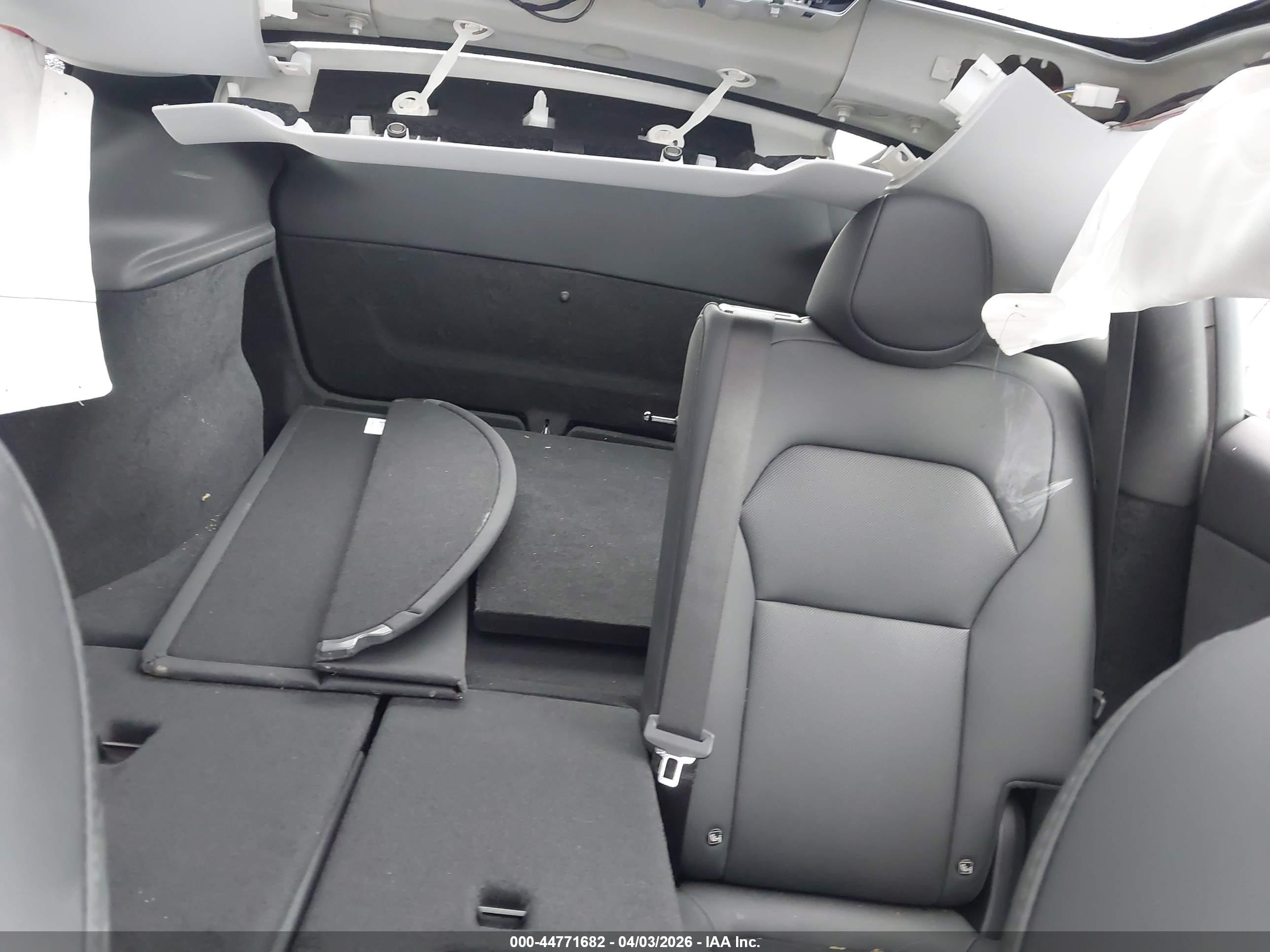 TESLA MODEL image 8