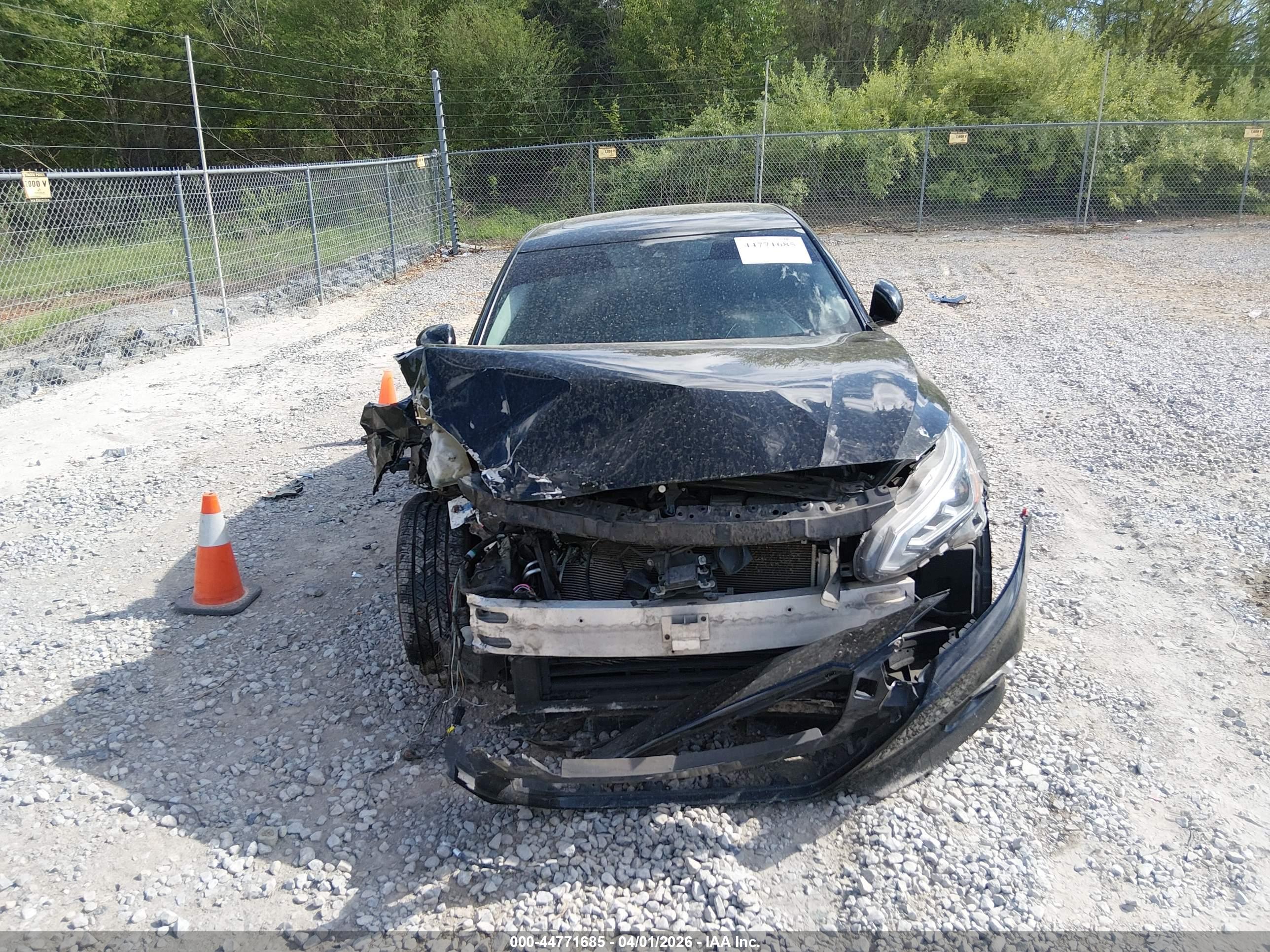 NISSAN ALTIMA image 6