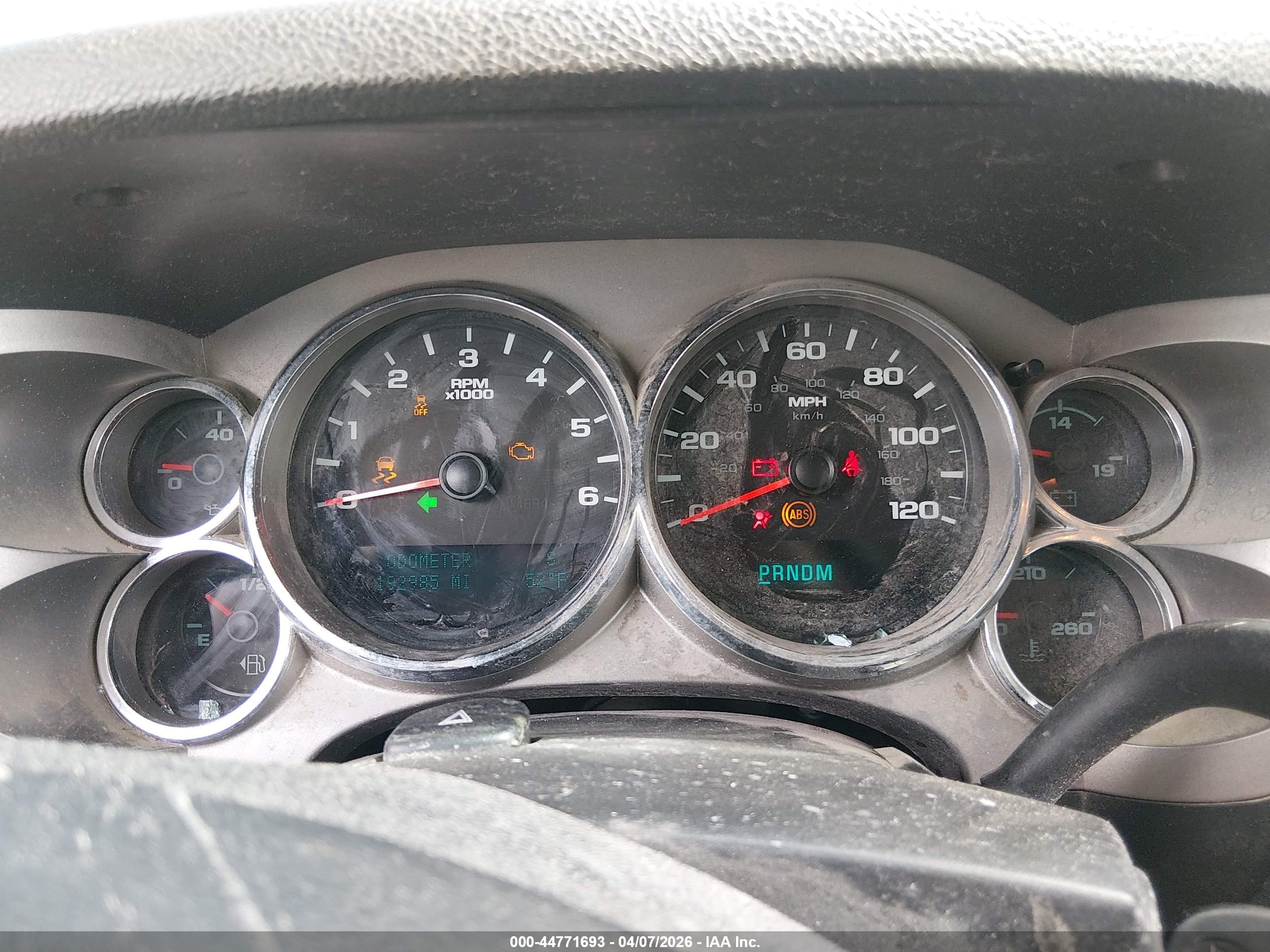CHEVROLET SILVERADO image 7