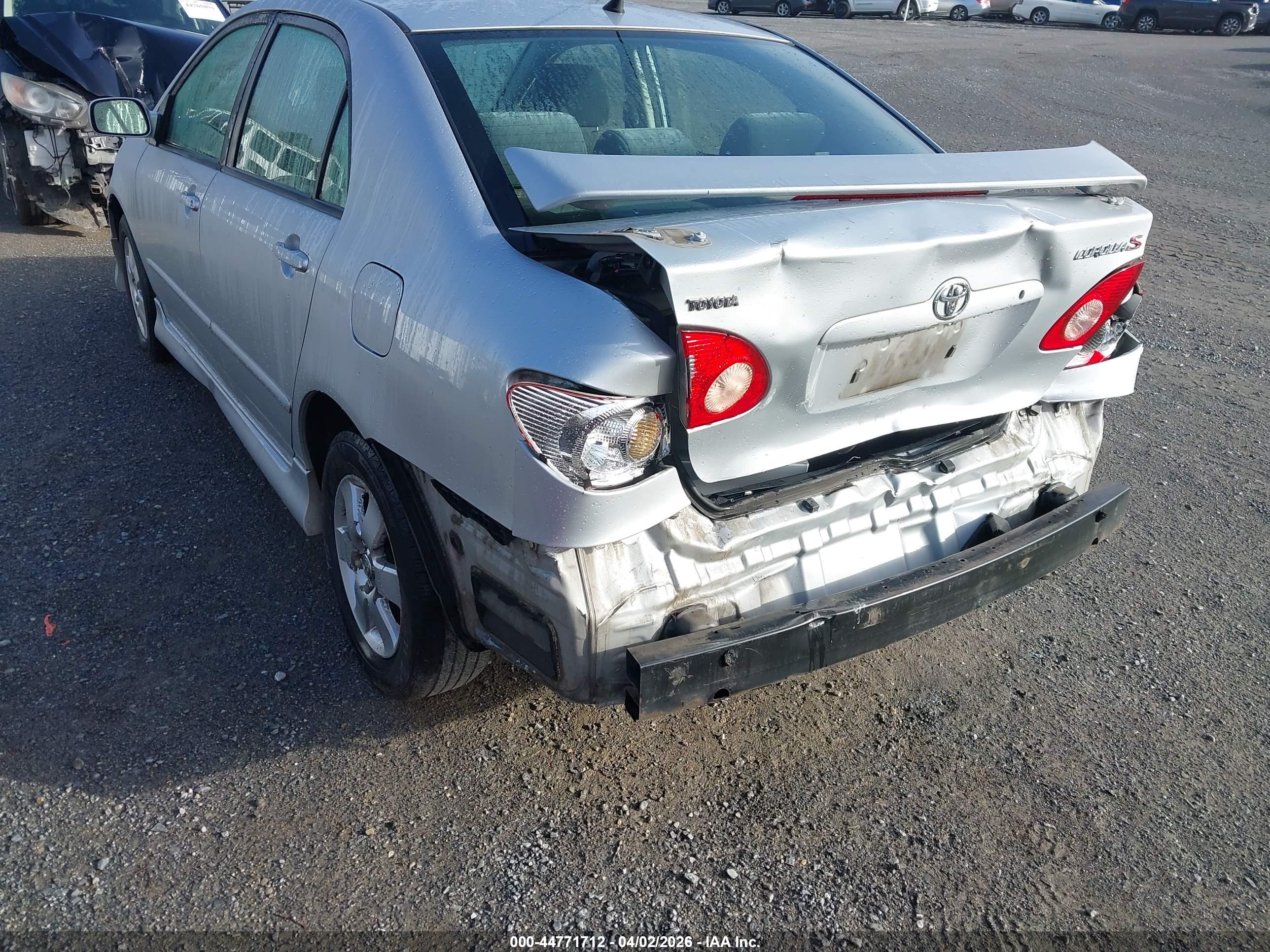 TOYOTA COROLLA image 6