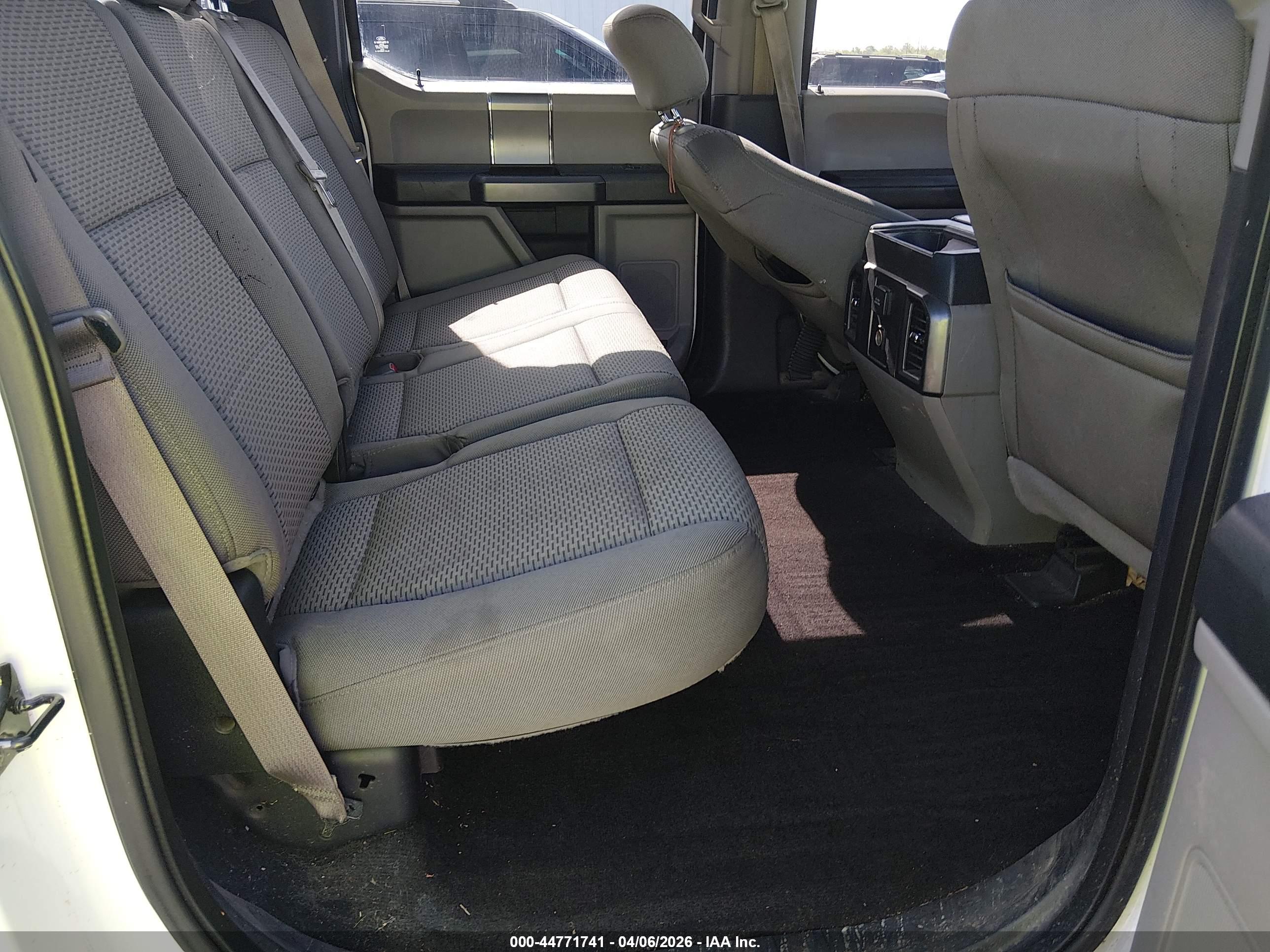 FORD F-150 image 8