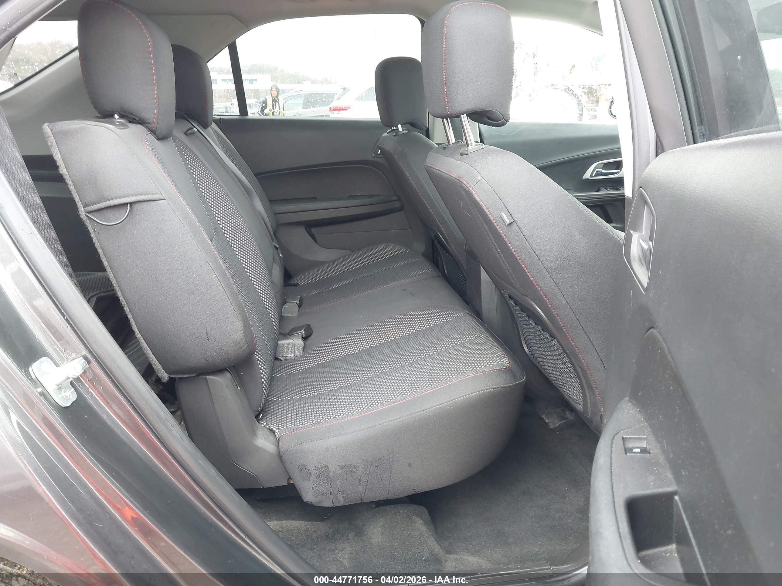 CHEVROLET EQUINOX image 8