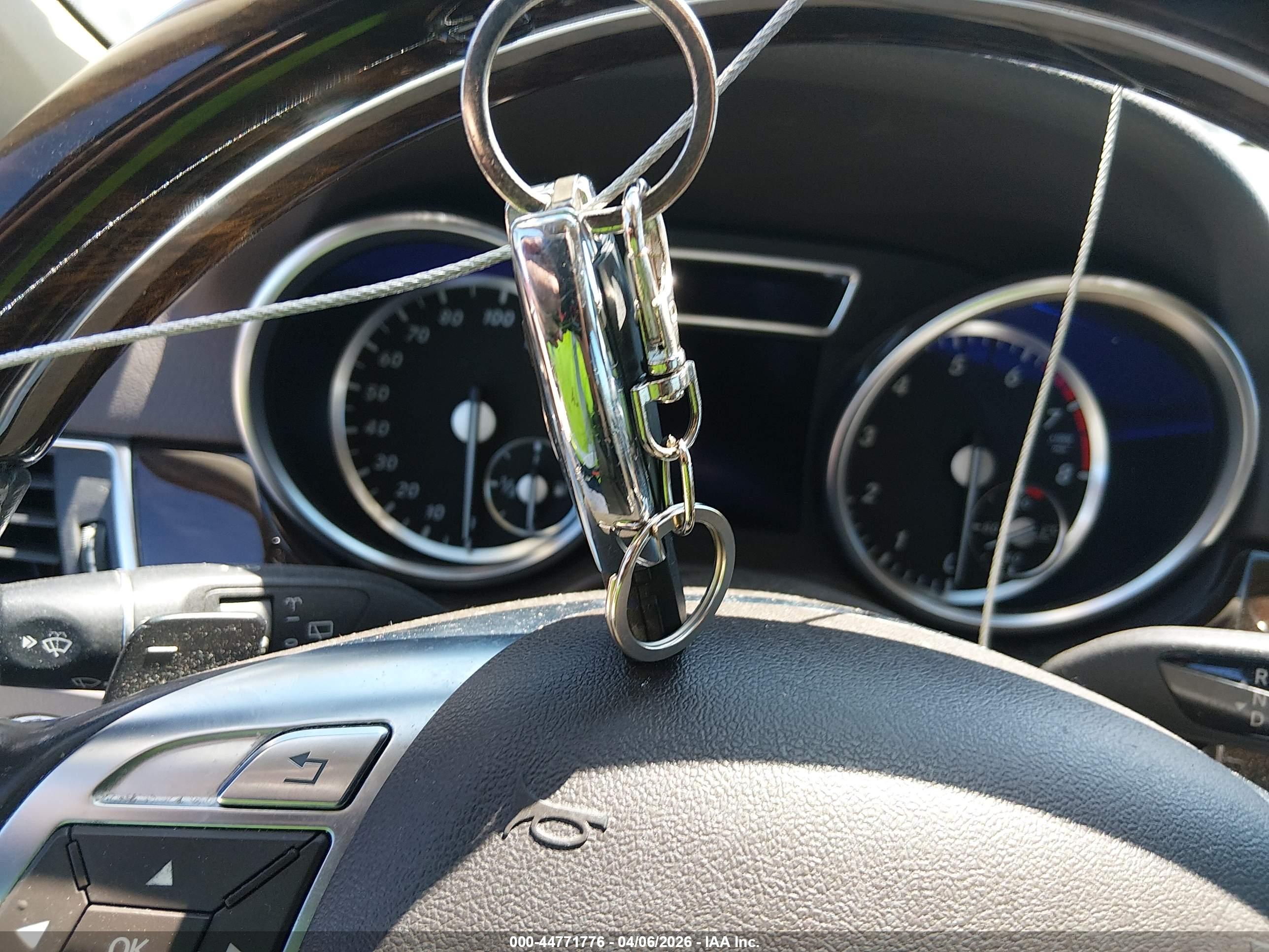 MERCEDES-BENZ ML image 11