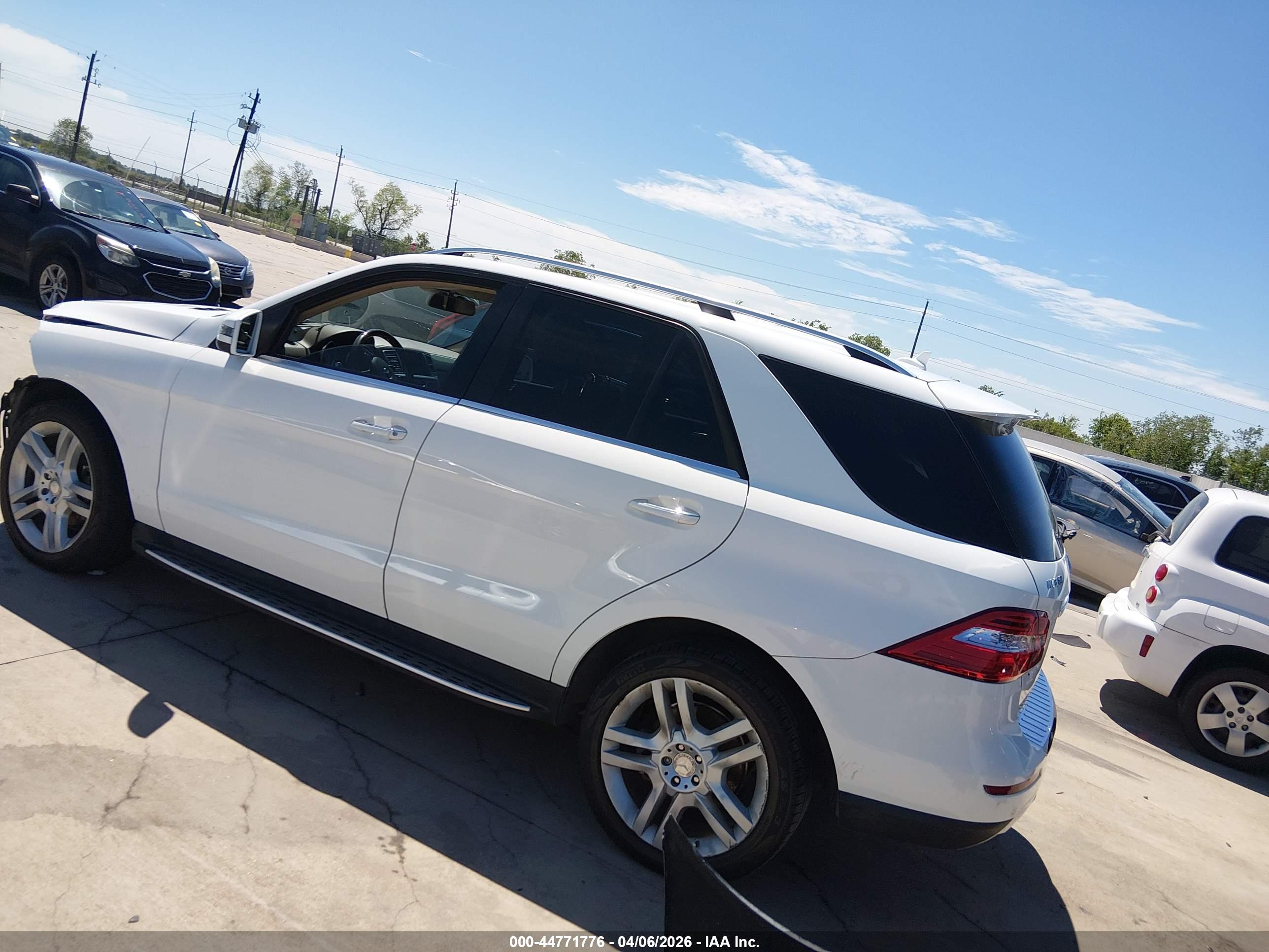MERCEDES-BENZ ML image 3