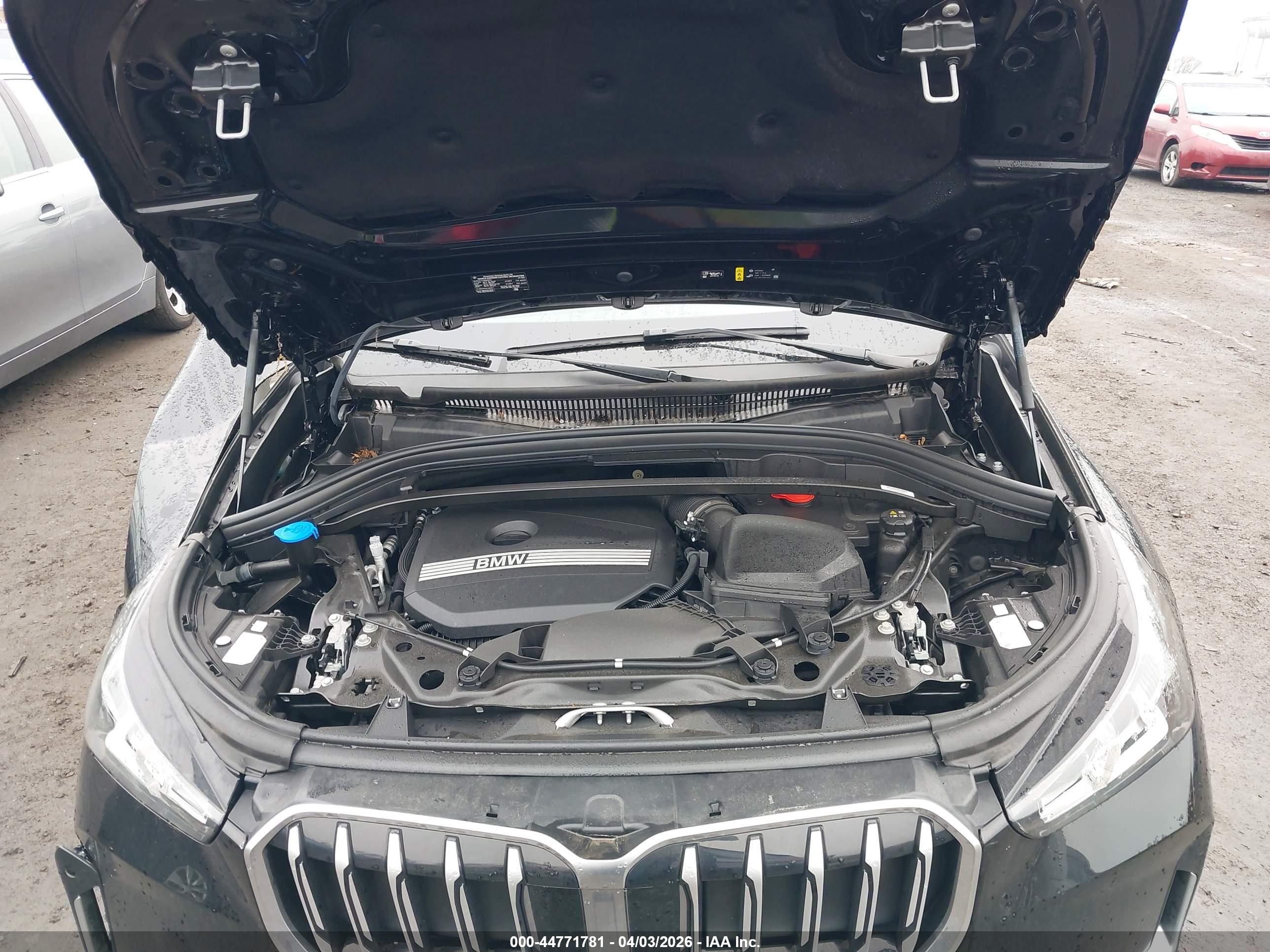 BMW X1 image 10