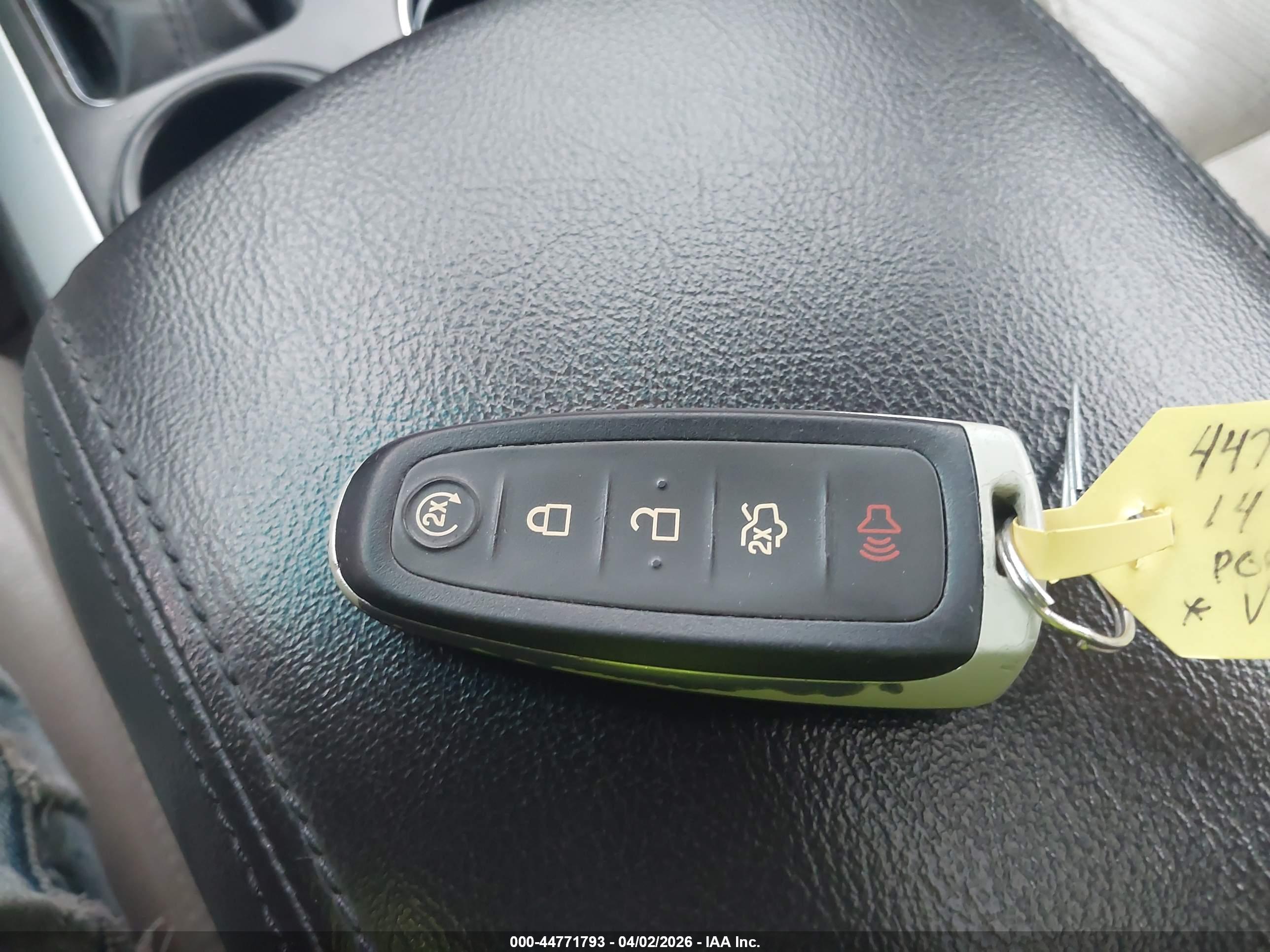FORD EXPLORER image 11