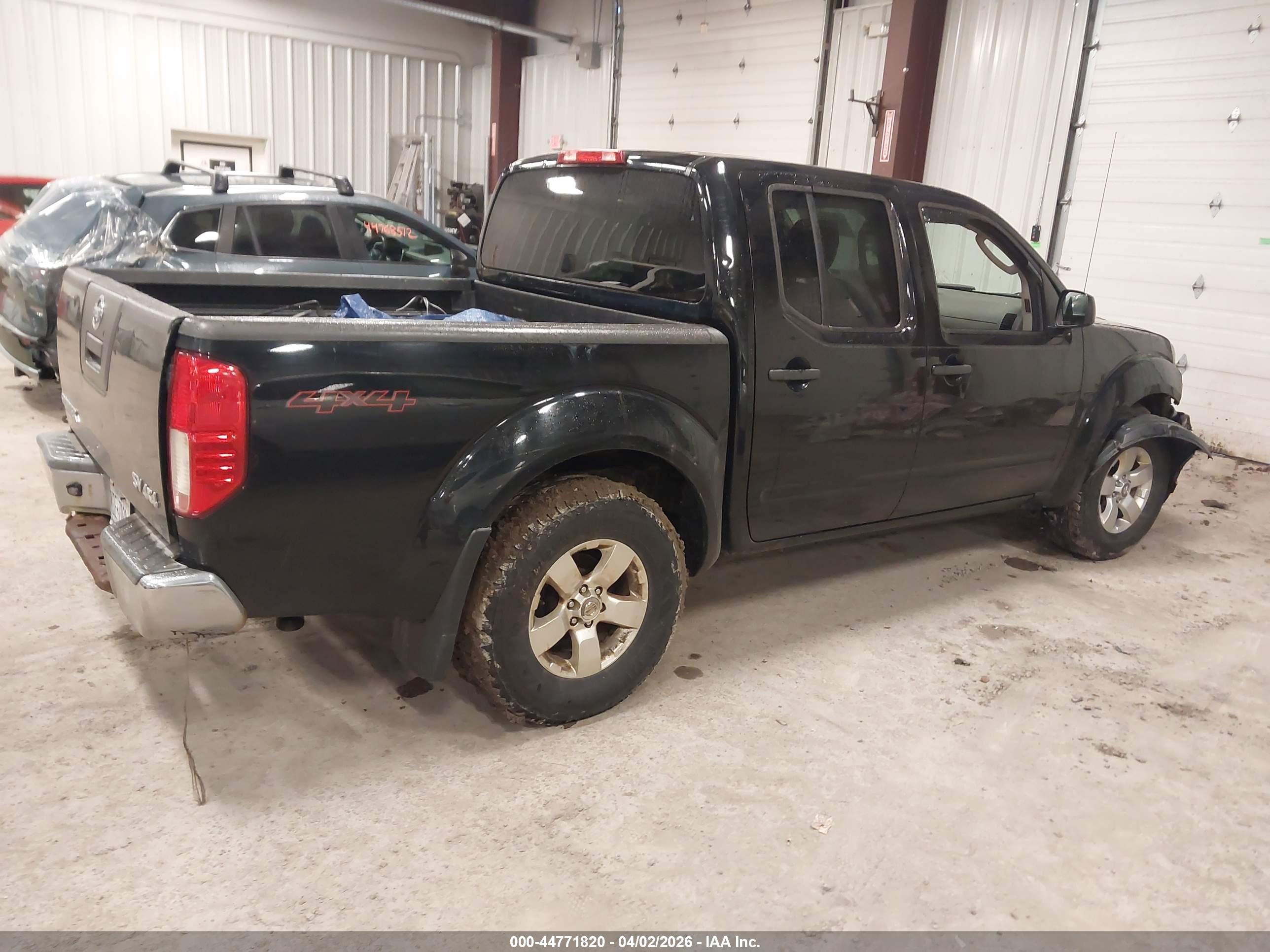 NISSAN FRONTIER image 4