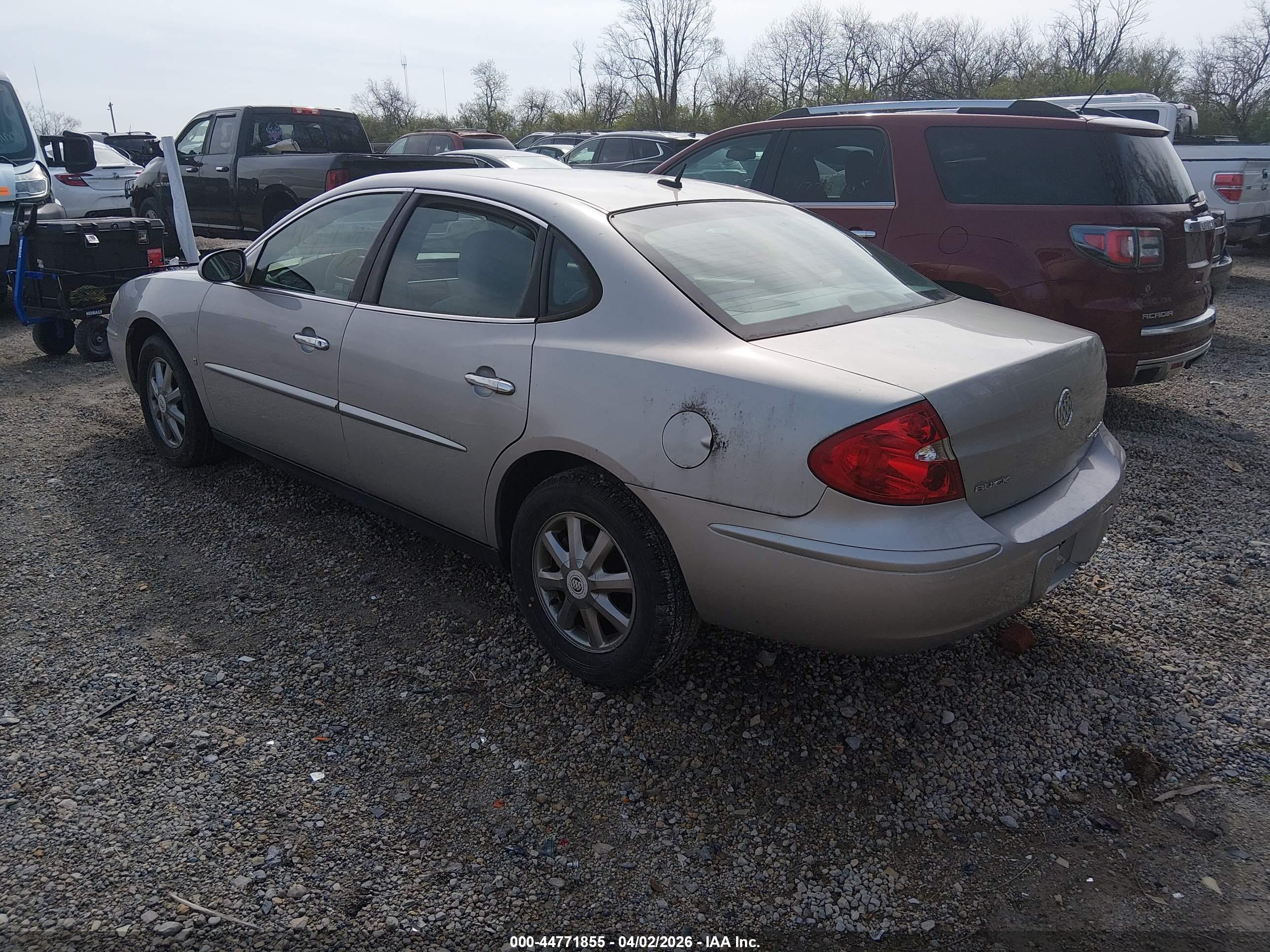 BUICK LACROSSE image 3