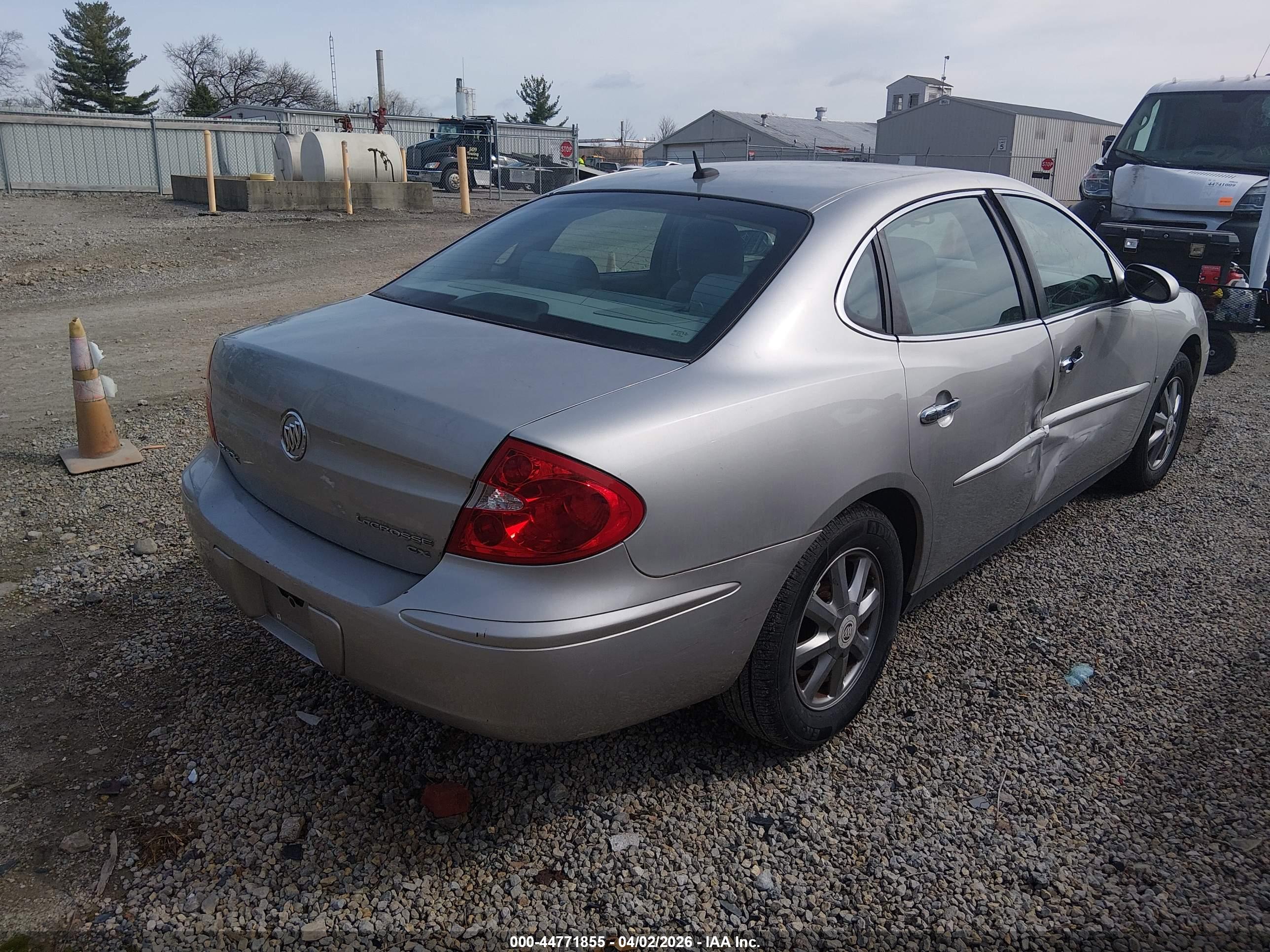 BUICK LACROSSE image 4