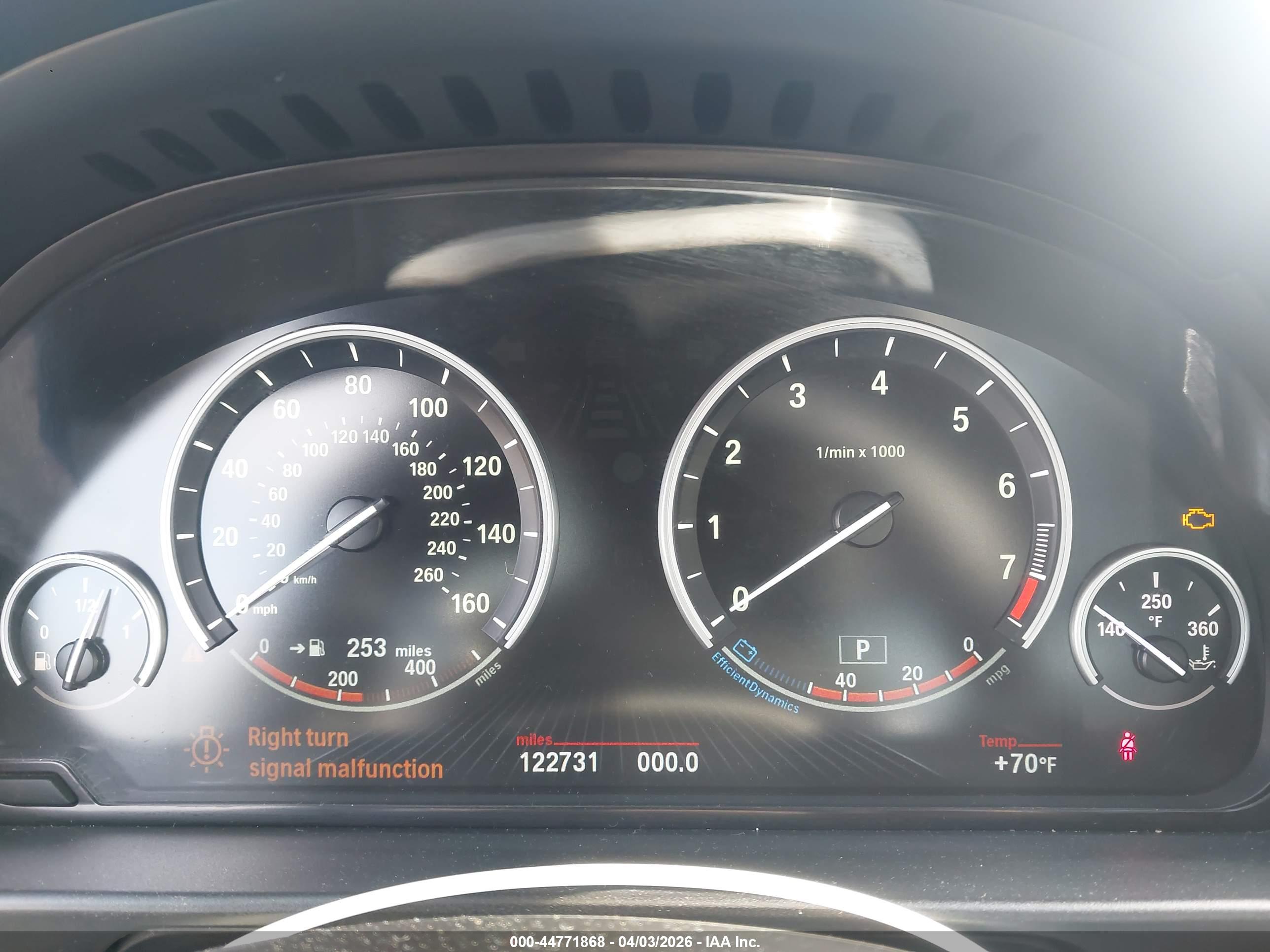 BMW 535I image 7