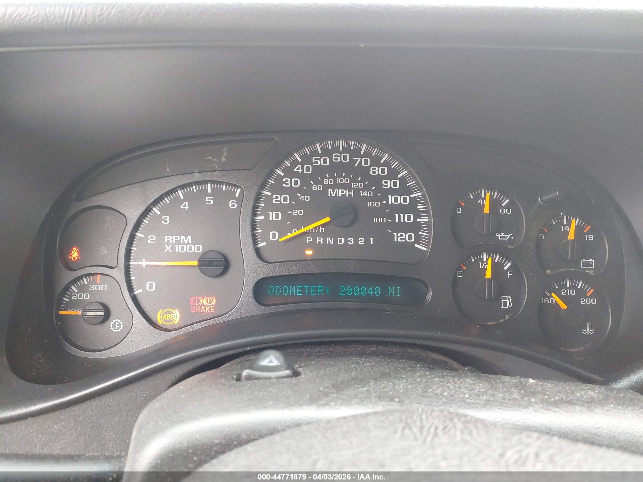 CHEVROLET SILVERADO image 7
