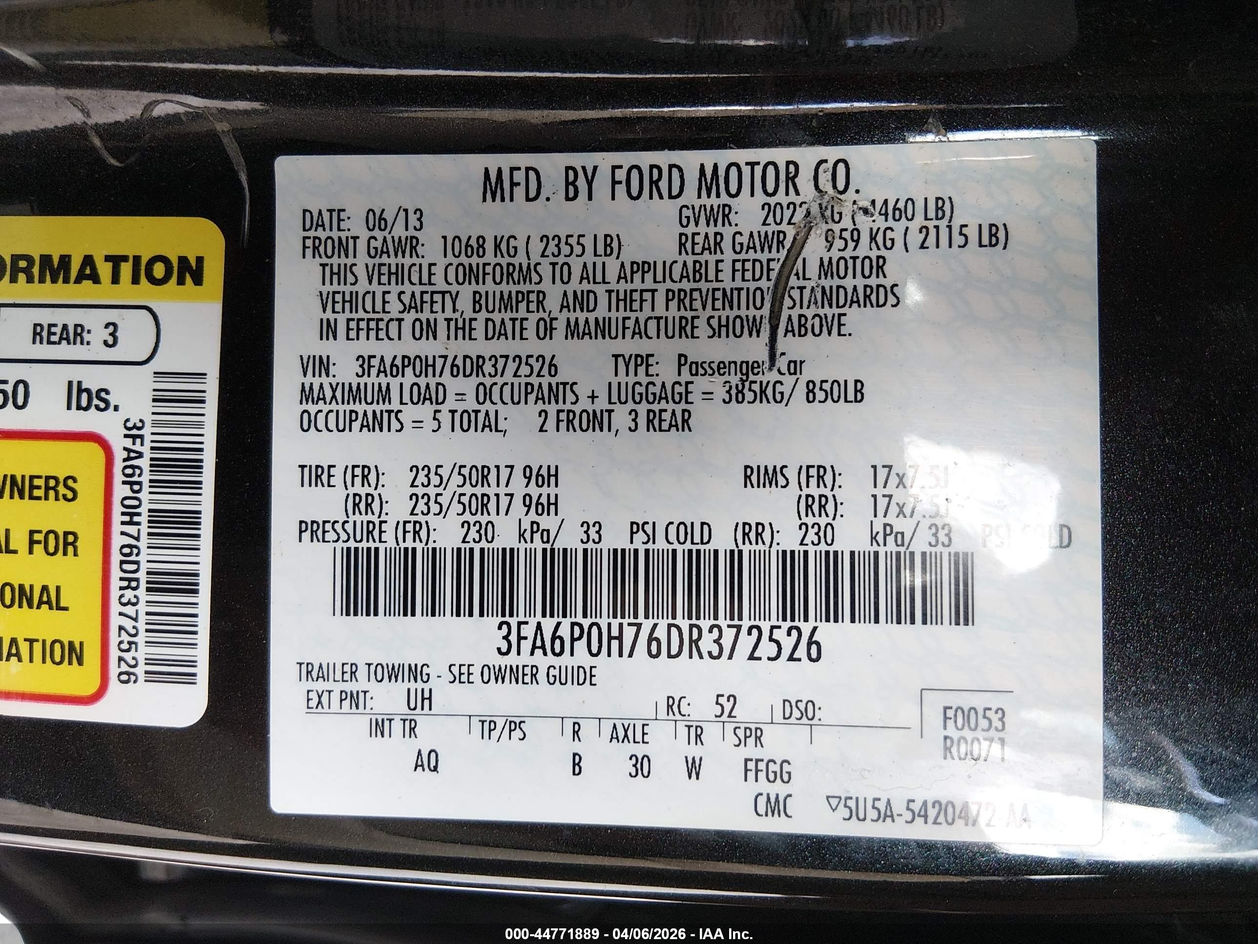 FORD FUSION image 9