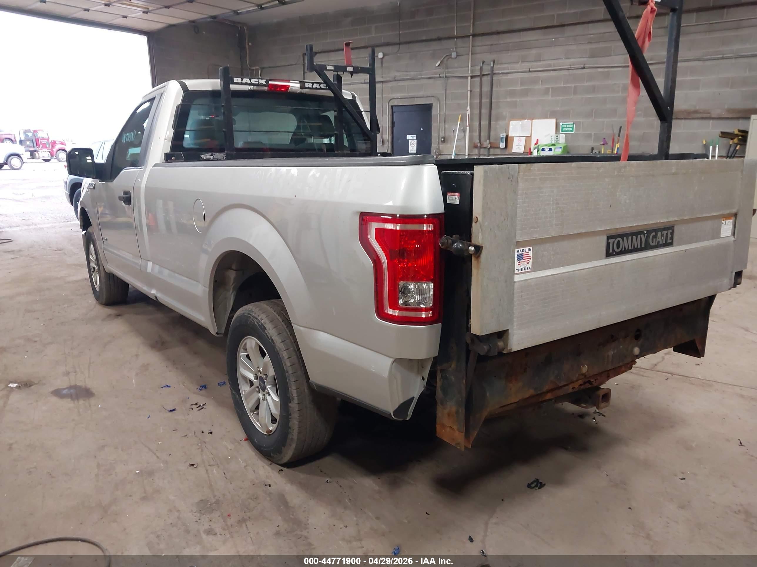 FORD F-150 image 3