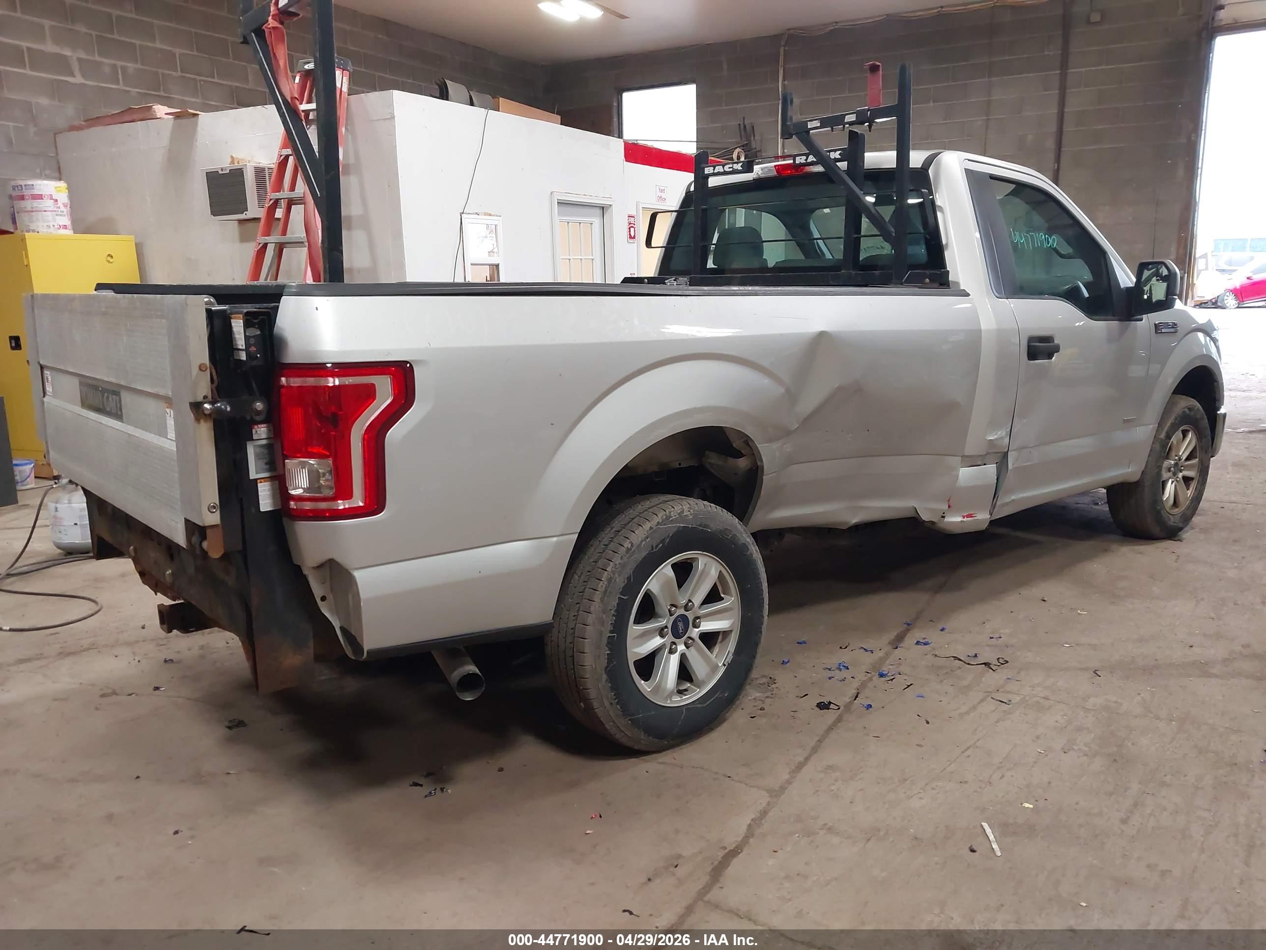 FORD F-150 image 4