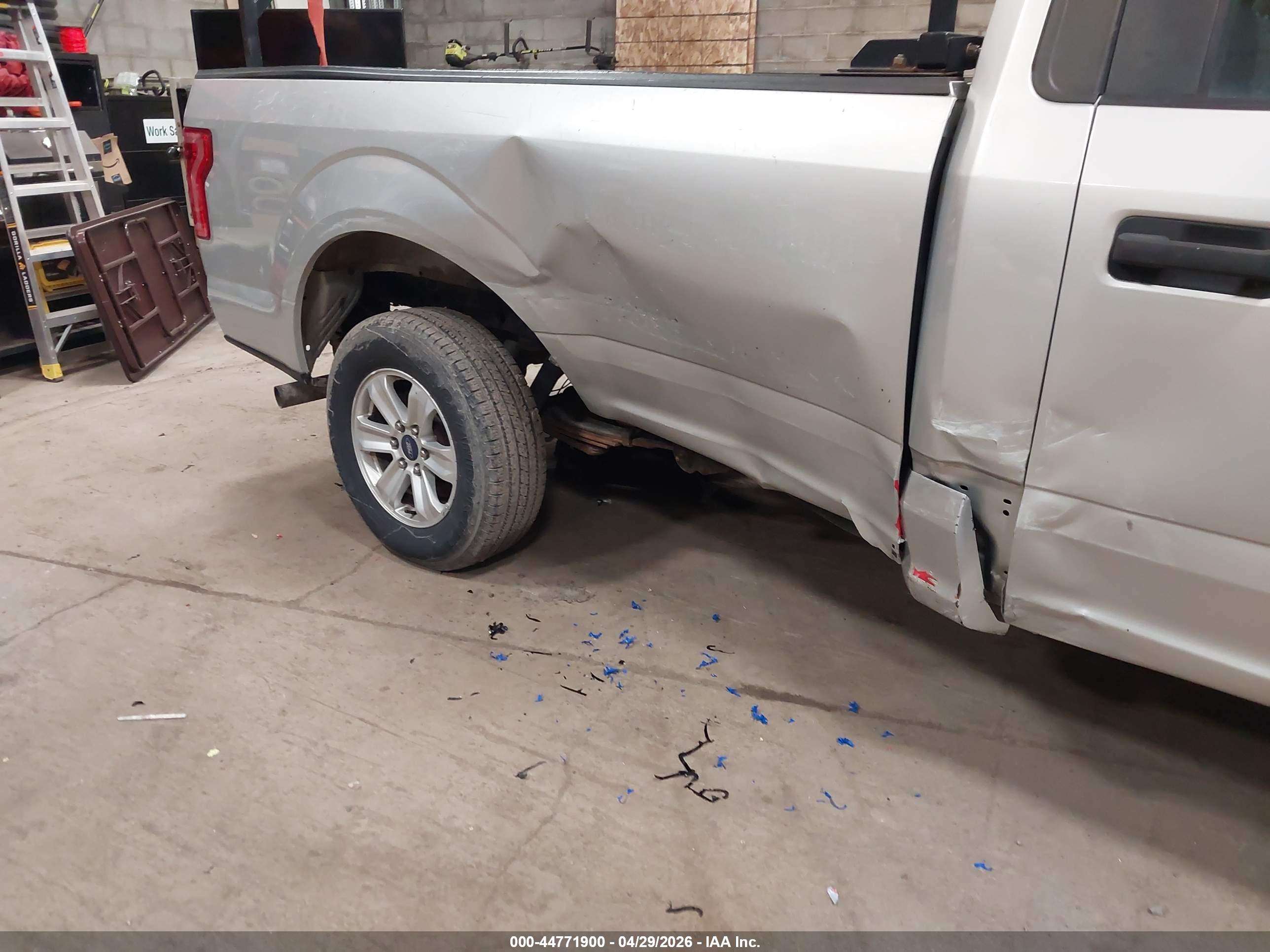FORD F-150 image 6
